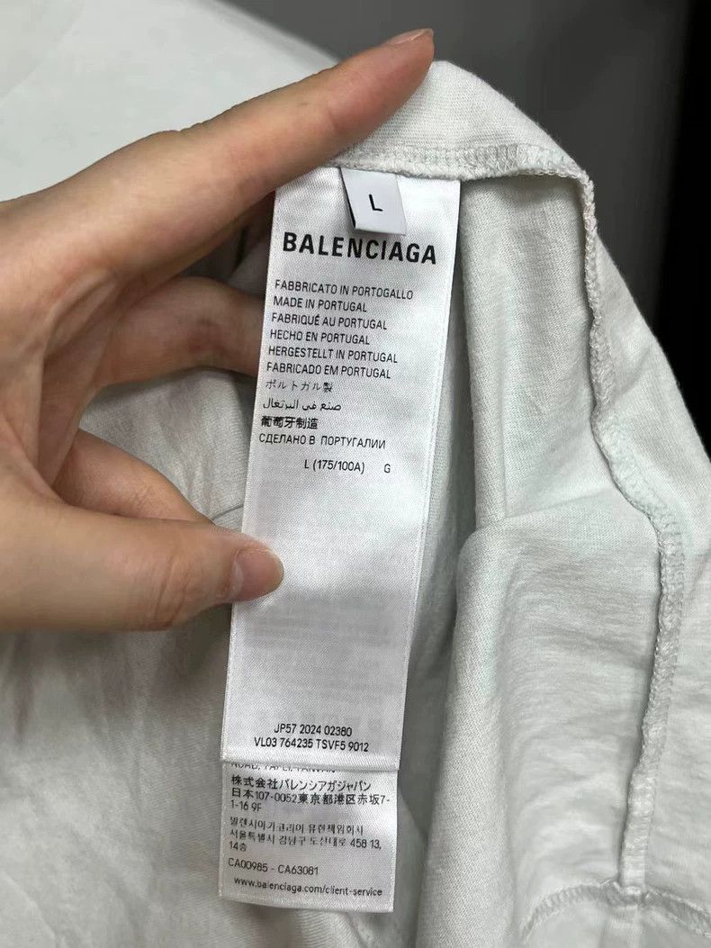 Balenciaga Balenciaga Alien short sleeves Size US L / EU 52-54 / 3 - 5 Thumbnail