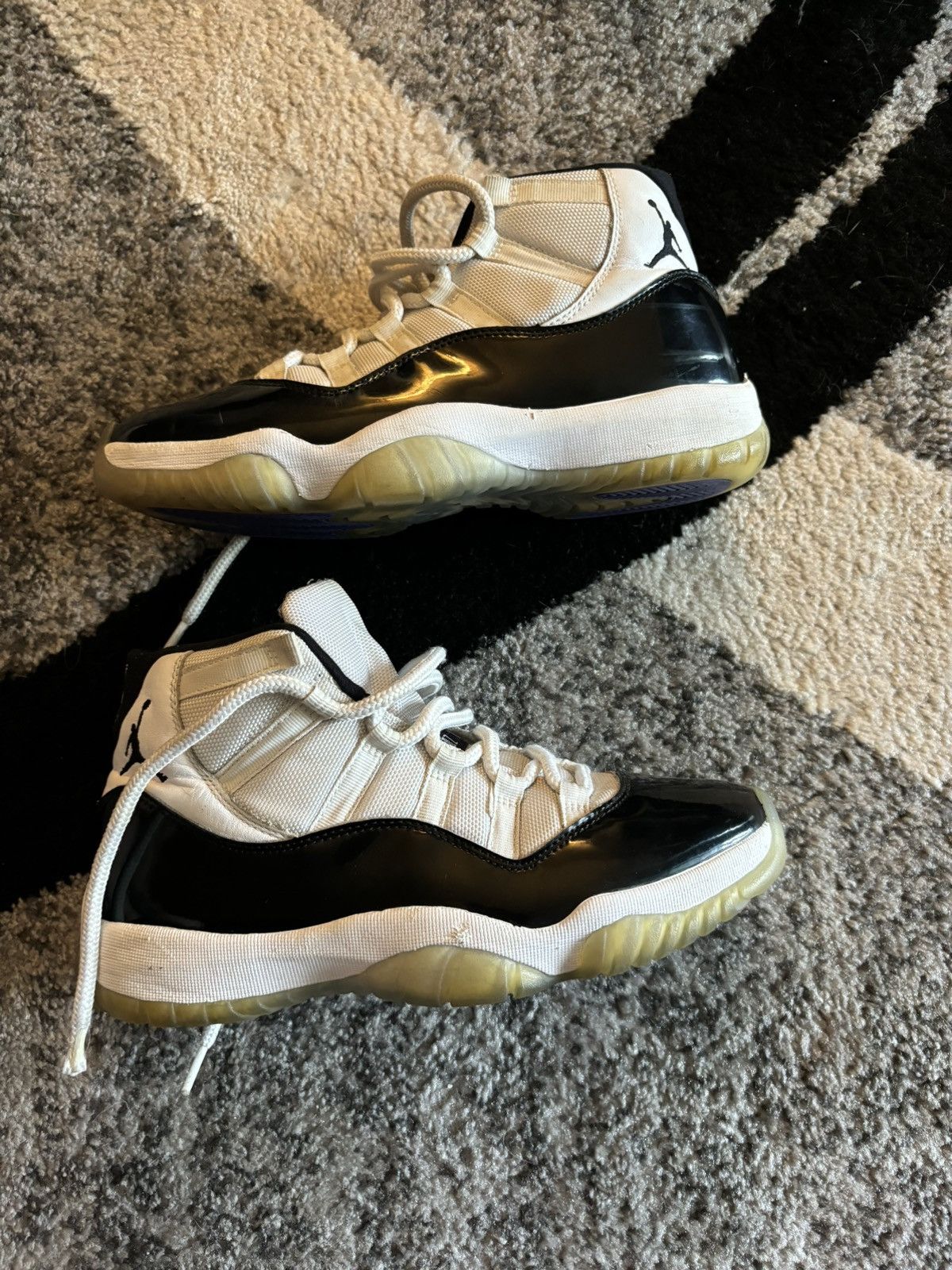Jordan Brand Air Jordan 11 OG Concord Size US 8.5 / EU 41-42 - 1 Thumbnail