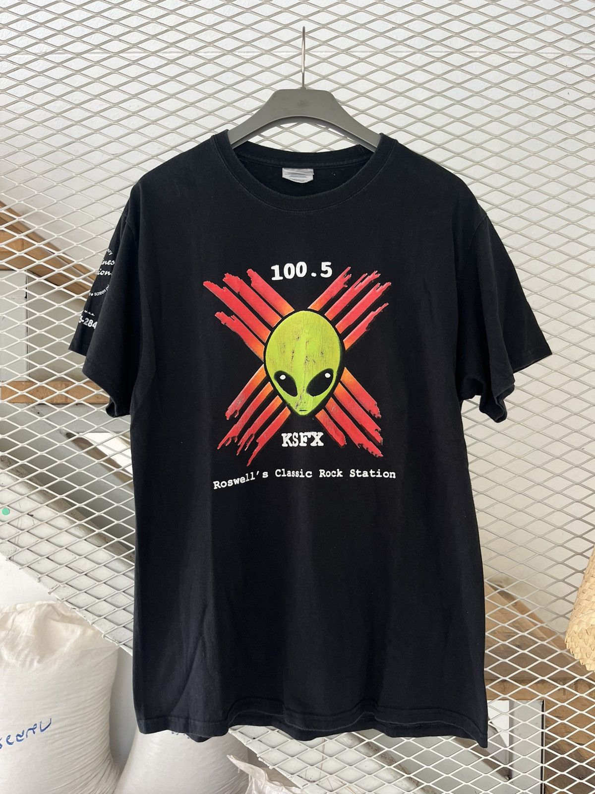 Vintage Vintage Alien KSFX Roswell’s Classic Rock Station Tshirt Size US L / EU 52-54 / 3 - 2 Thumbnail