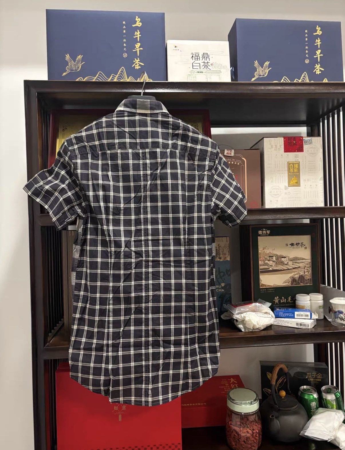 Dolce & Gabbana Dolce & Gabbana Mainline Casual Short Sleeve Shirt J2 Size US S / EU 44-46 / 1 - 2 Thumbnail