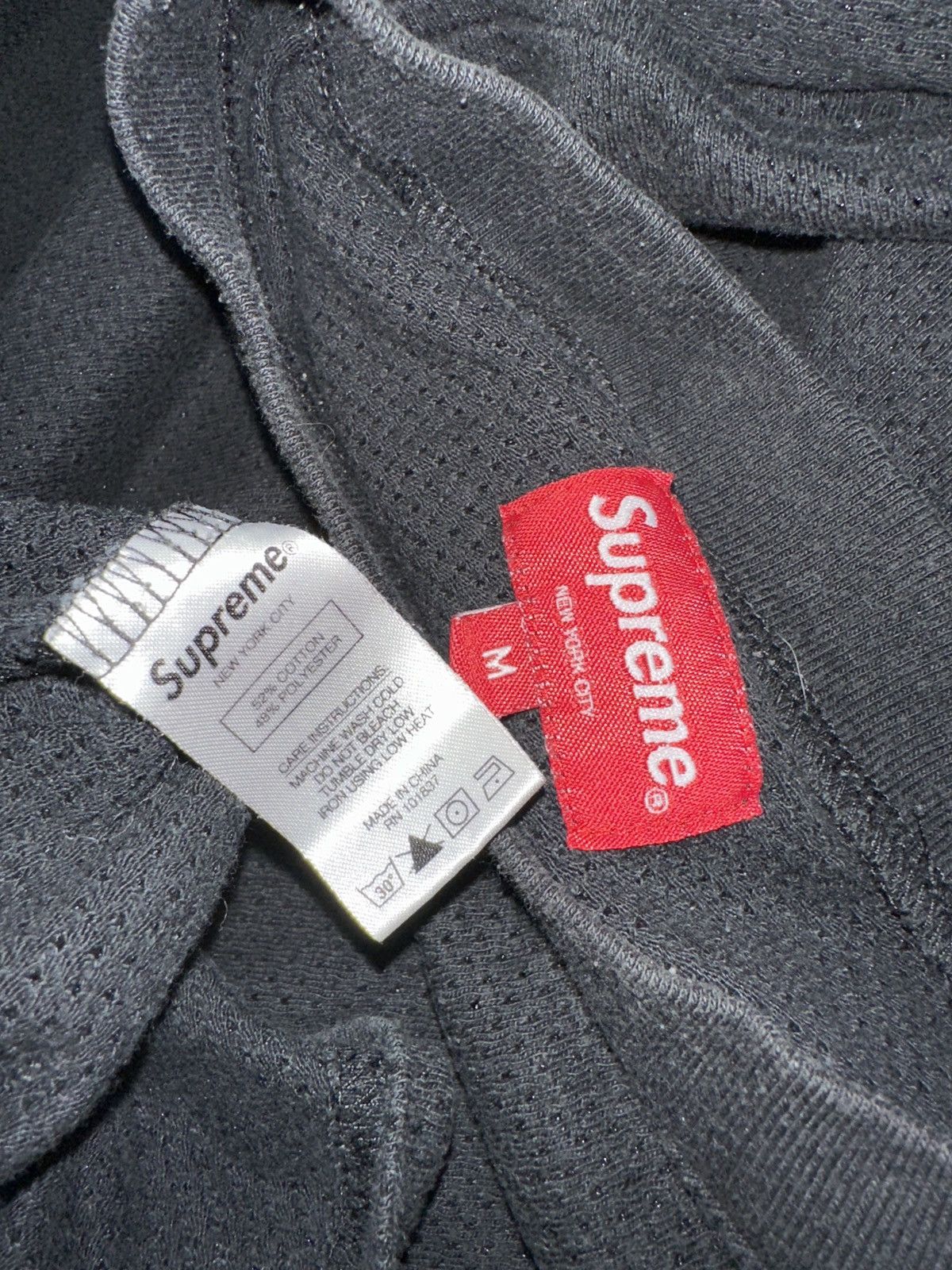 Supreme Supreme Cotton Gradient Mesh Logo Top SS20 Black Size US M / EU 48-50 / 2 - 3 Thumbnail
