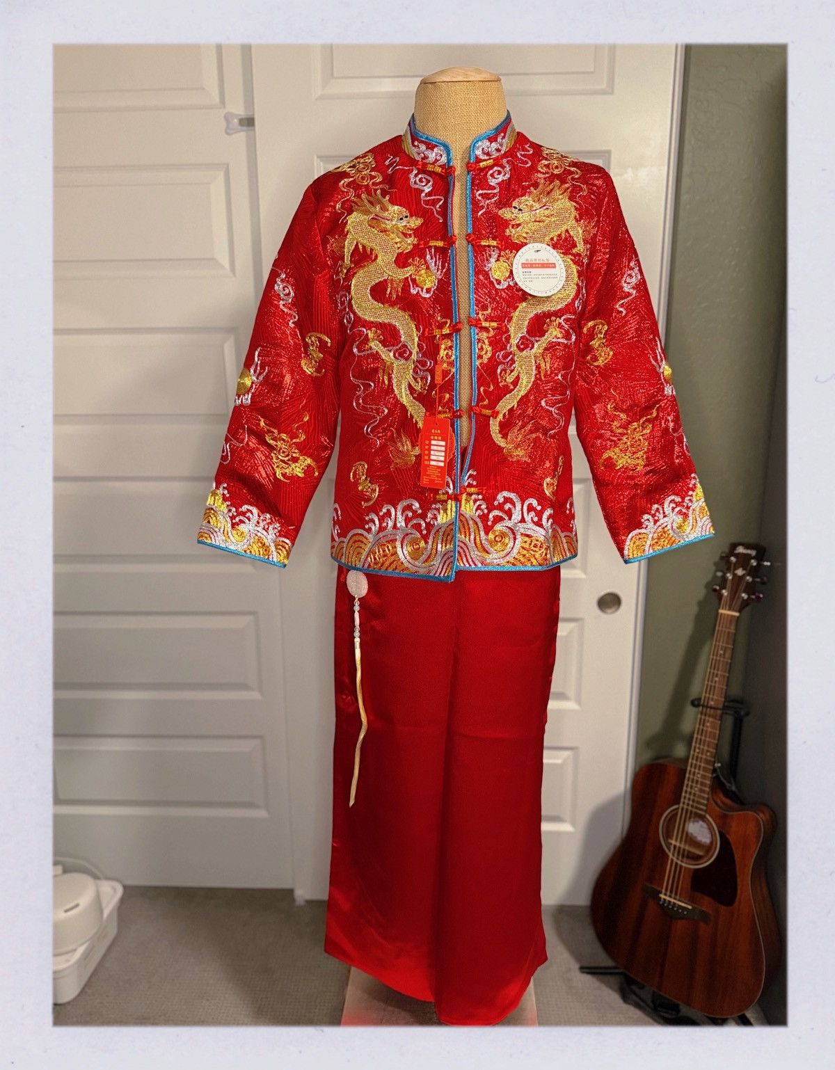 Other Brand New Traditional Chinese Men’s Wedding Outfit – Red Size 38L - 1 Thumbnail