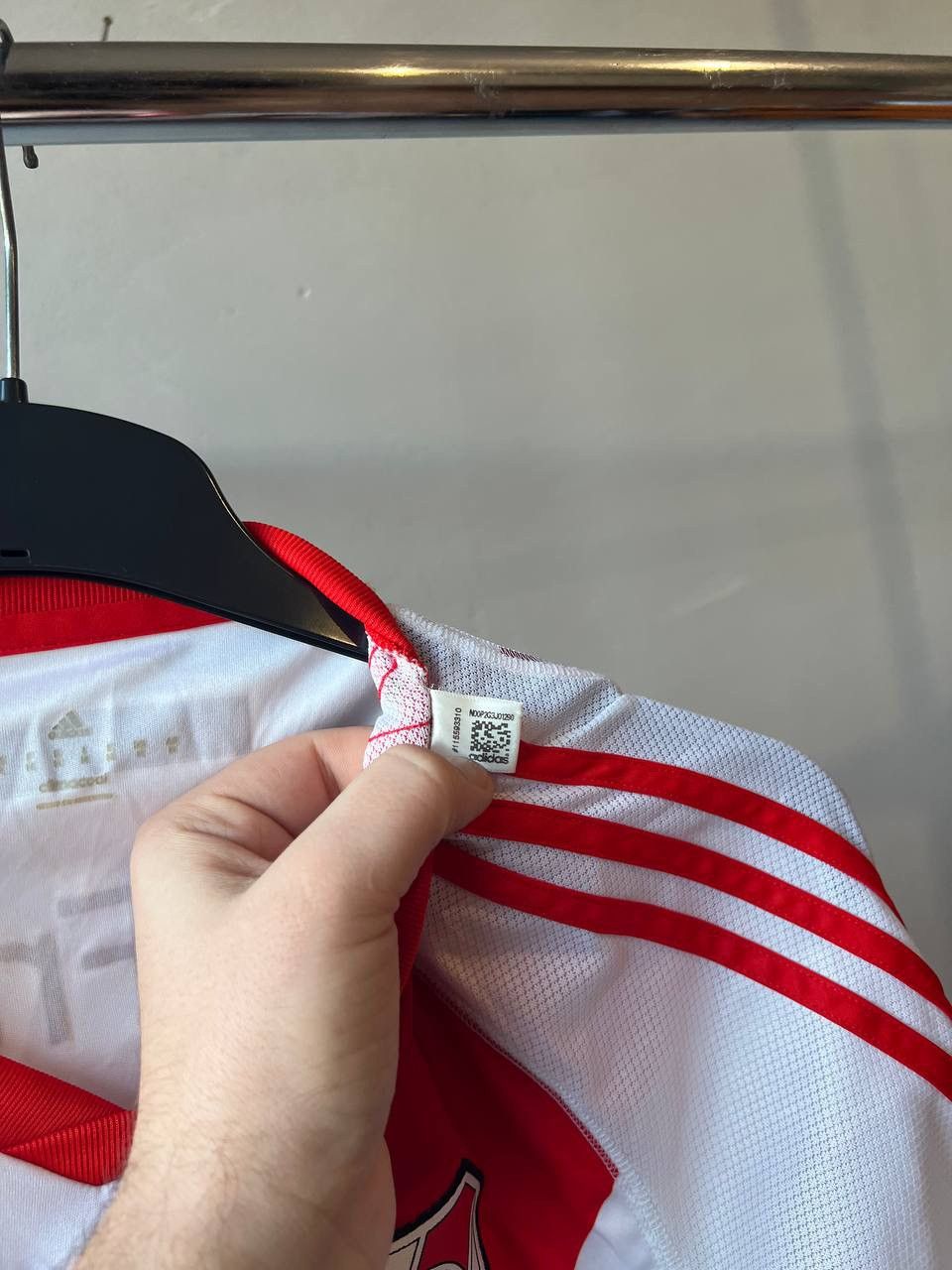Adidas 2016/17 RIVER PLATE HOME SOCCER JERSEY FOOTBALL SHIRT SIZE M Size US M / EU 48-50 / 2 - 12 Thumbnail