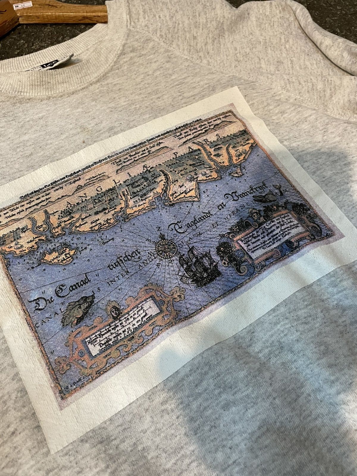 Lee × Vintage LEE MAP GRAPHICS VINTAGE Size US L / EU 52-54 / 3 - 2 Thumbnail