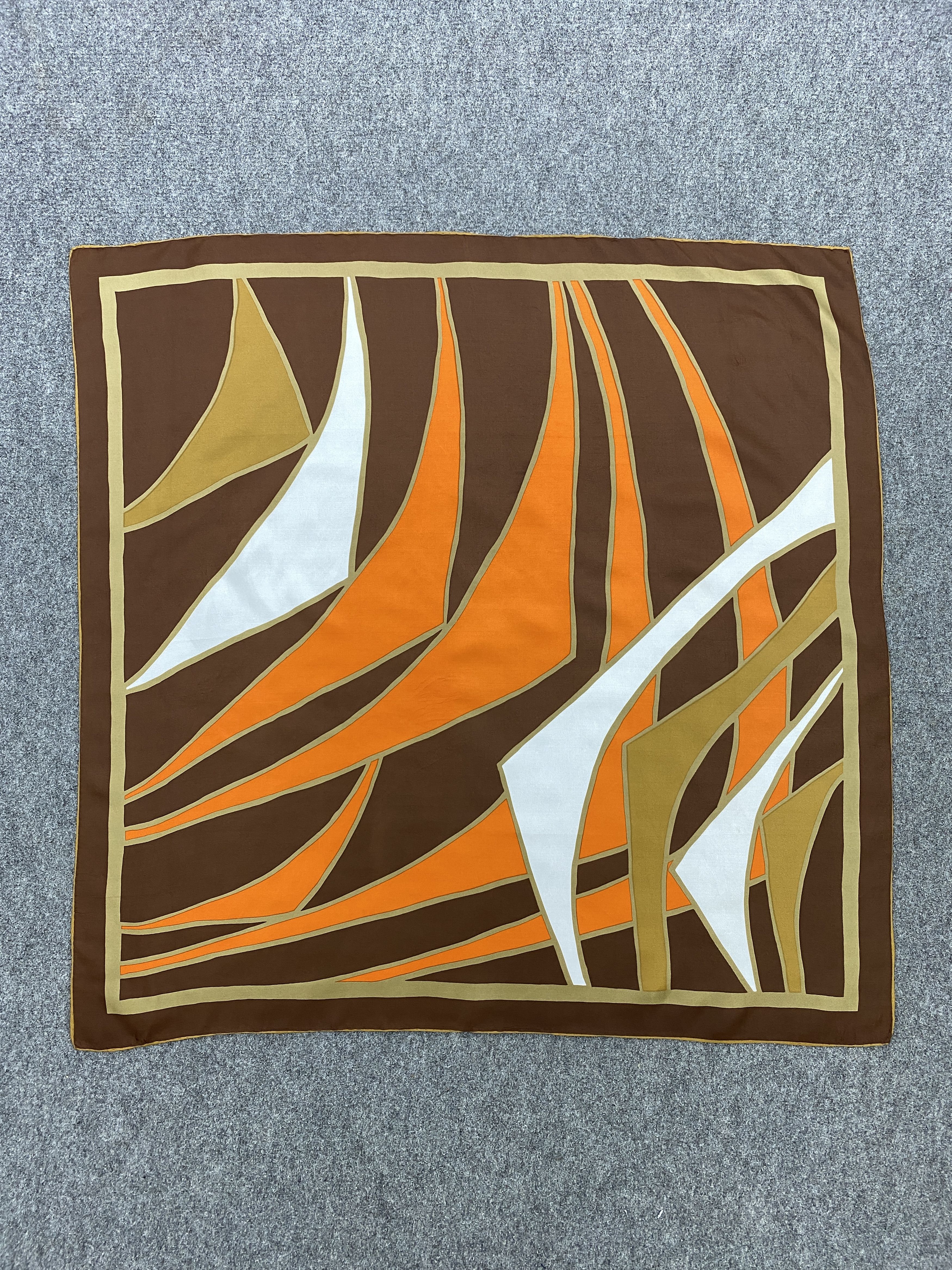Vintage Geometry Design Silk Scarf / Muffler / Silk Shawl SN0068 Size ONE SIZE - 3 Thumbnail