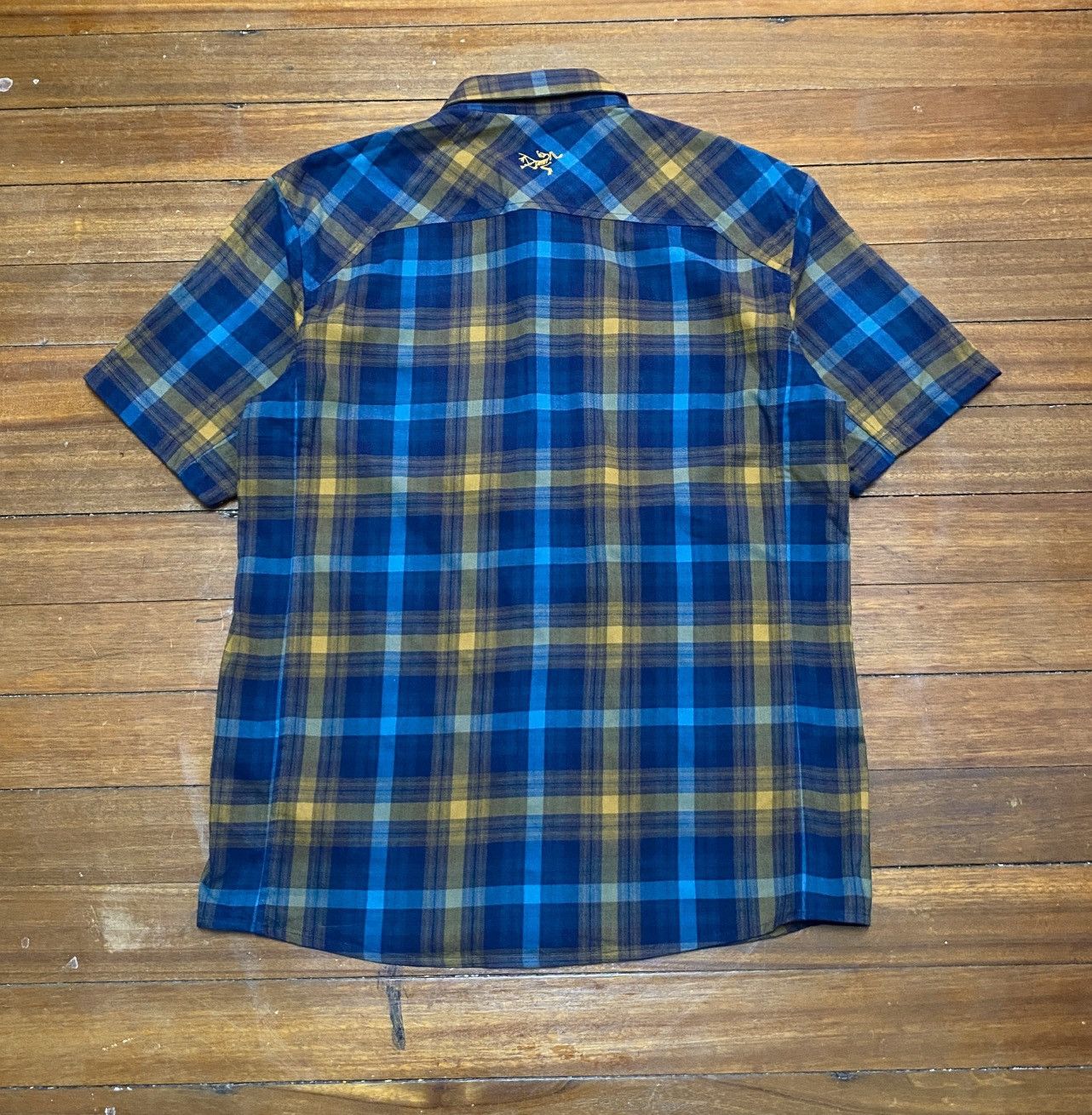 Arc'teryx Very Rare Brand Arcteryx Checkered Shirt 2000s Size US L / EU 52-54 / 3 - 2 Thumbnail