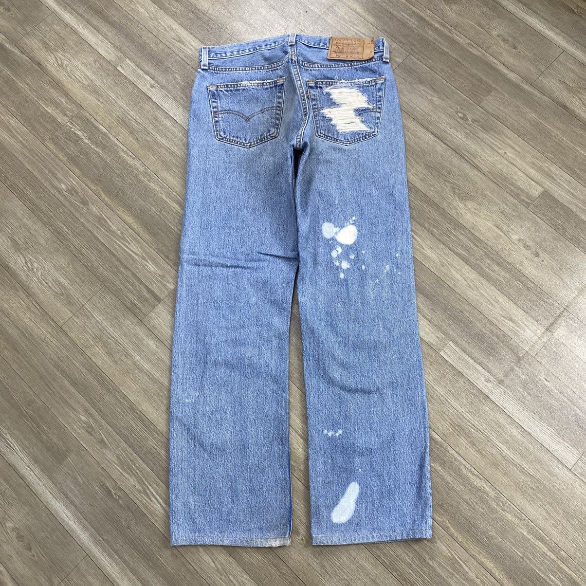 Levi's Vintage Clothing 1990s Vintage Levis 501 USA Sample Distressed Faded Jeans Size US 33 - 20 Thumbnail