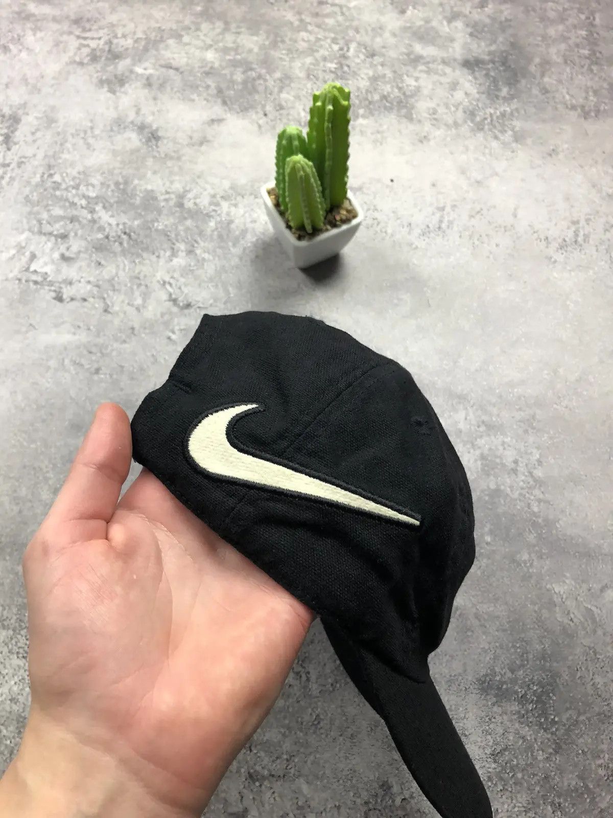 Nike NIKE Vintage 1990s Centre Logo Big Logo Black Streetwear Cap Size ONE SIZE - 2 Thumbnail