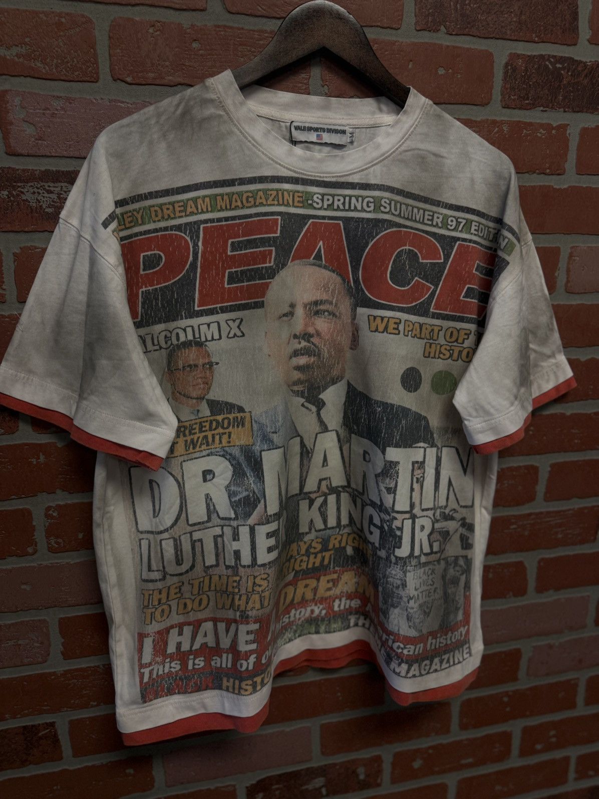 Vale Vale Valley Peace Tee Shirt Red White Size Medium (NEW) Size US M / EU 48-50 / 2 - 3 Thumbnail