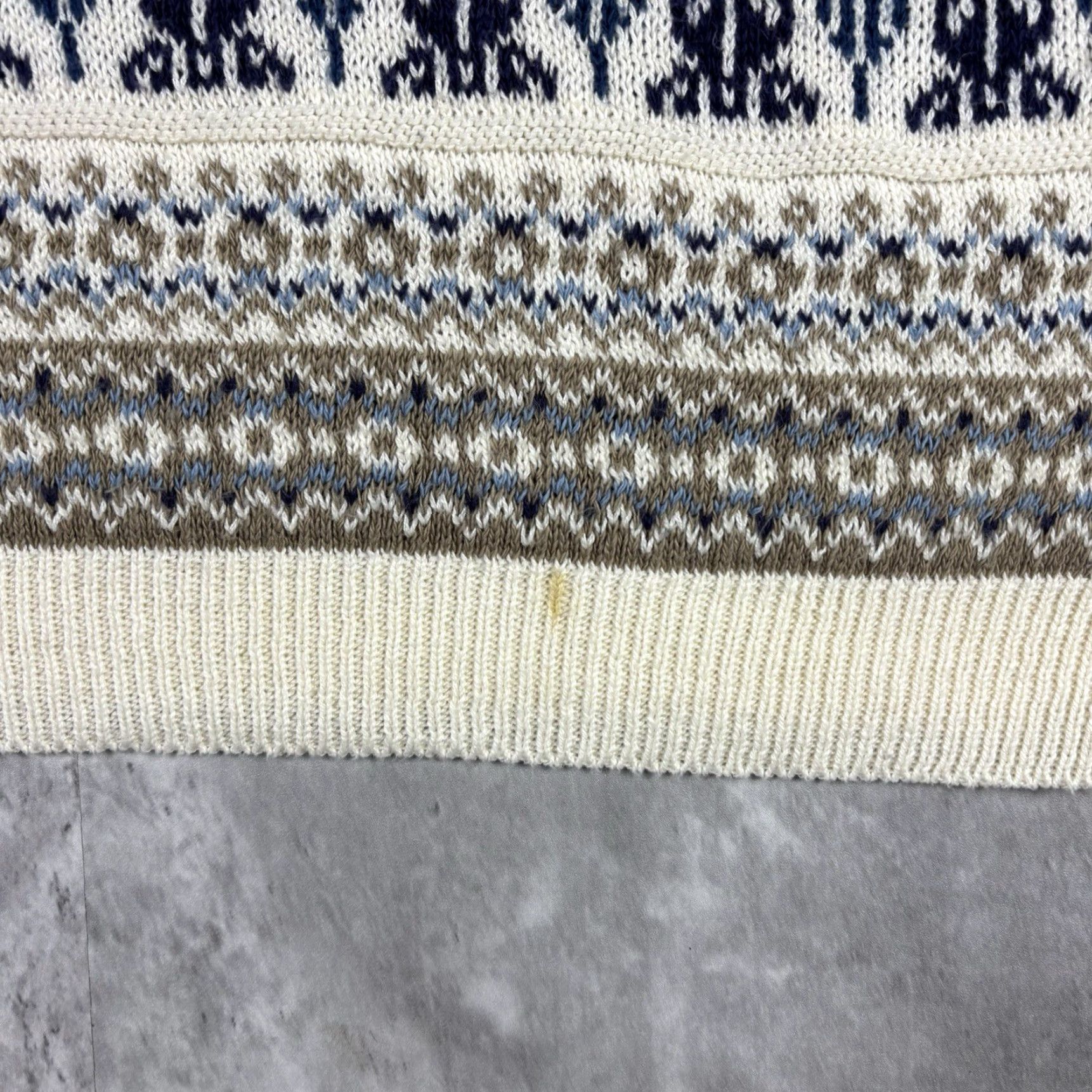 Vintage VINTAGE 501 Knit Sweater Geometric Striped 3D Knit Abstract Adult Large 90s Size US L / EU 52-54 / 3 - 5 Thumbnail