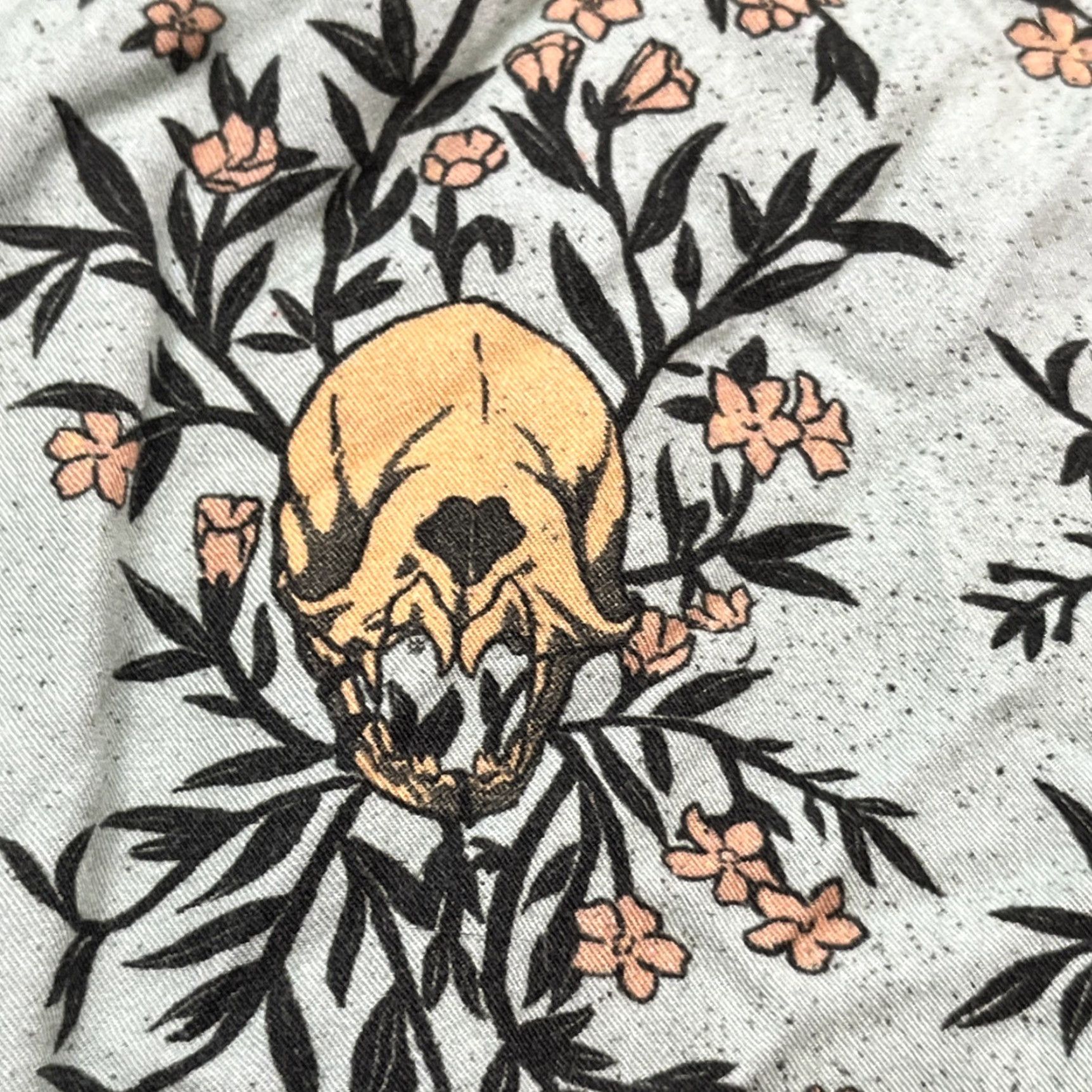 Vintage Wicked Clothes Shirt Mens L Button-Up Short Sleeve Yellow Skull Flowers Rayon Cyber Gothic Hippy Emo Earthy Party/Cocktail Size US L / EU 52-54 / 3 - 3 Thumbnail
