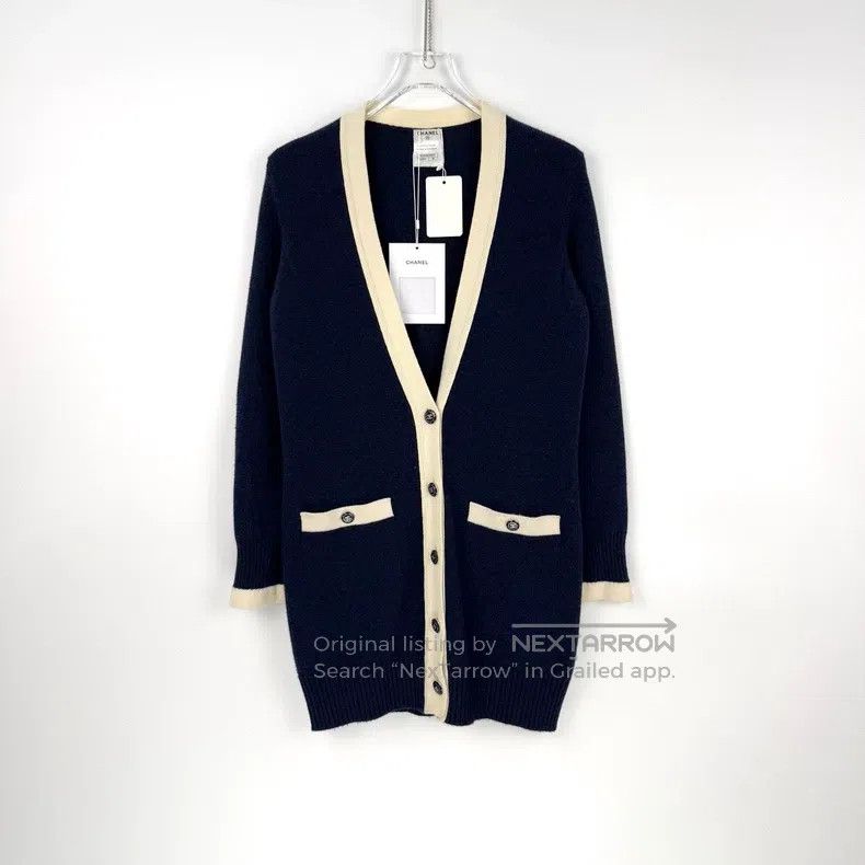 Chanel Chanel Dark blue and white classic logo cashmere medium an Size XS / US 0-2 / IT 36-38 - 3 Thumbnail