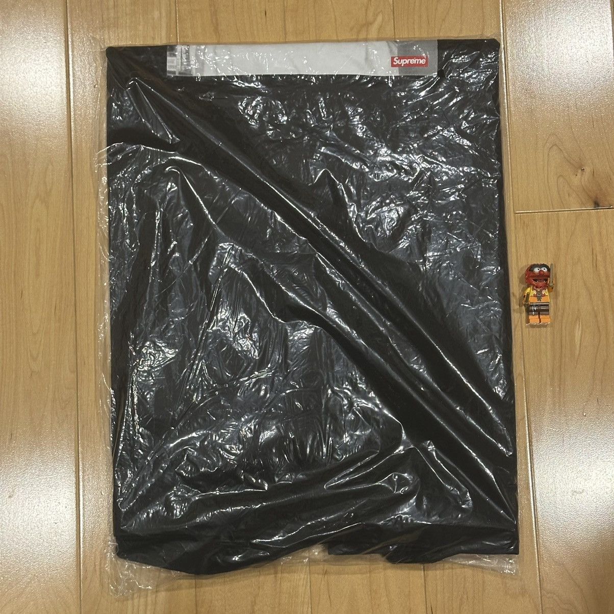 Jordan Brand × Supreme Supreme®/Jordan® Biggie S/S Top Size US L / EU 52-54 / 3 - 7 Thumbnail