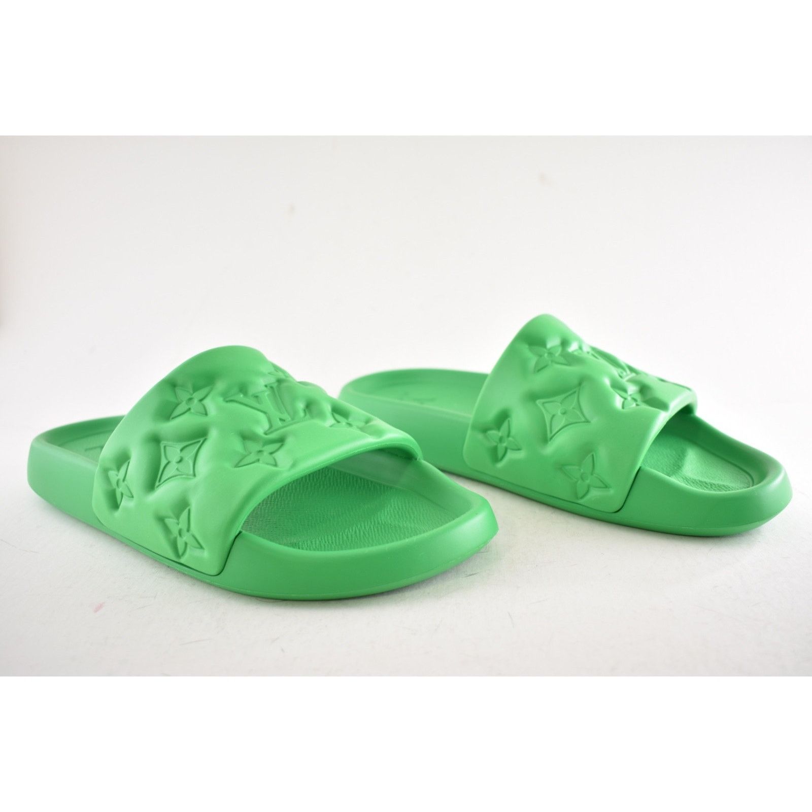 Louis Vuitton Louis Vuitton Waterfront Mule Slide Sandal UK 9 US 10 11 Size US 10 / EU 43 - 3 Thumbnail