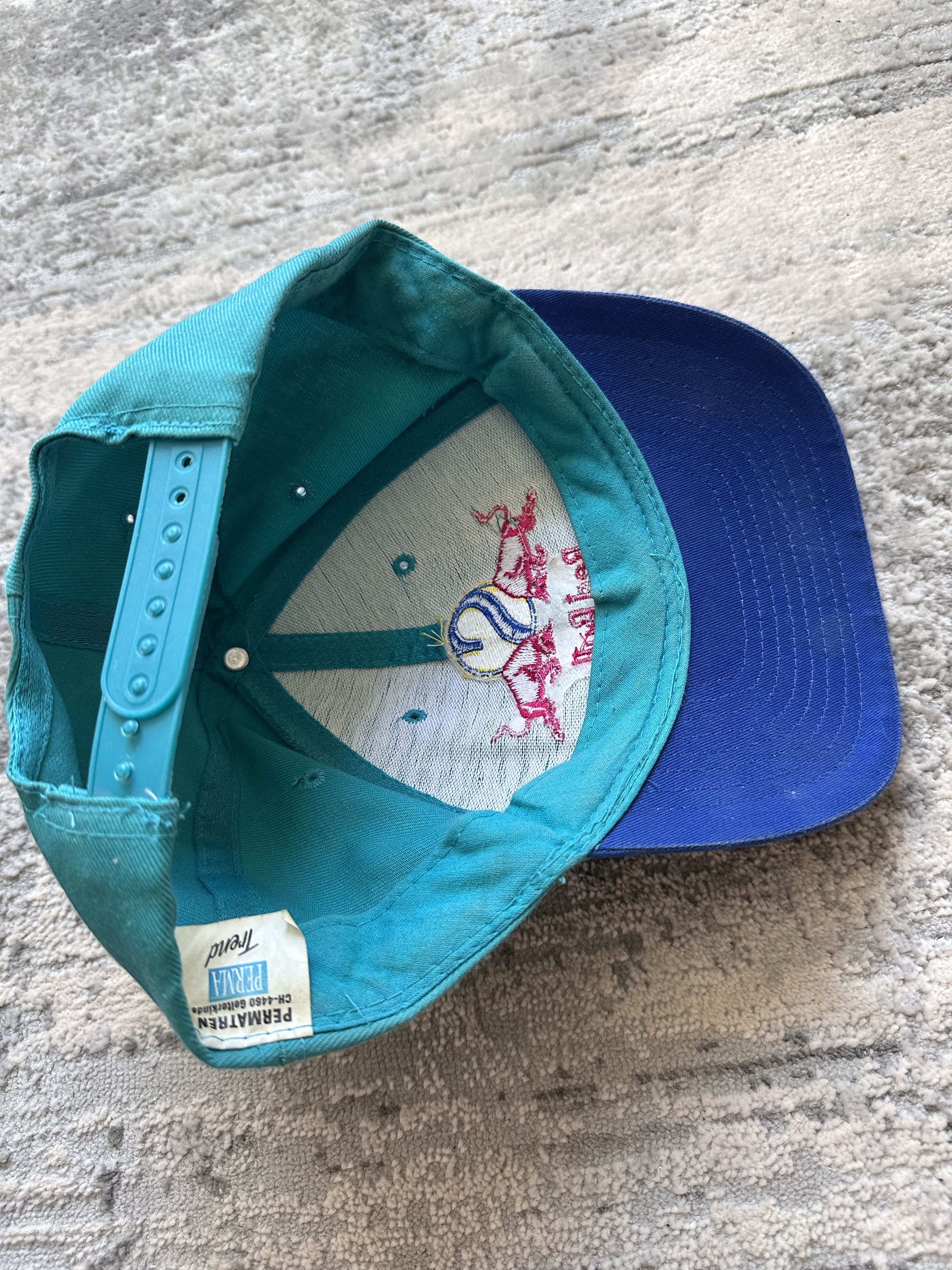 Vintage Red Bull Sauber cap vintage Size ONE SIZE - 6 Thumbnail
