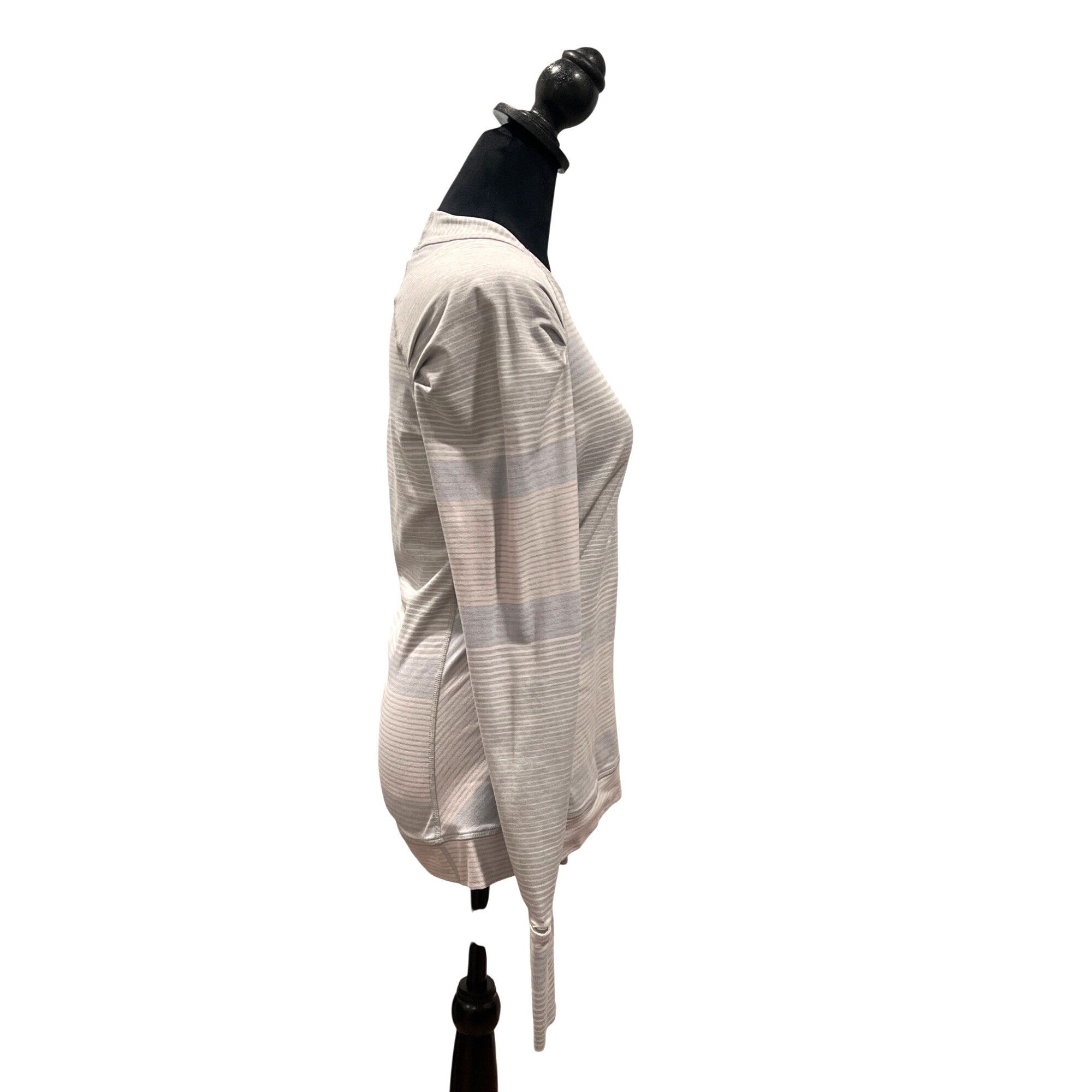 Lululemon Lululemon Think Fast Long SleeveOm Stripe Heathered Silver S Size M / US 6-8 / IT 42-44 - 7 Thumbnail