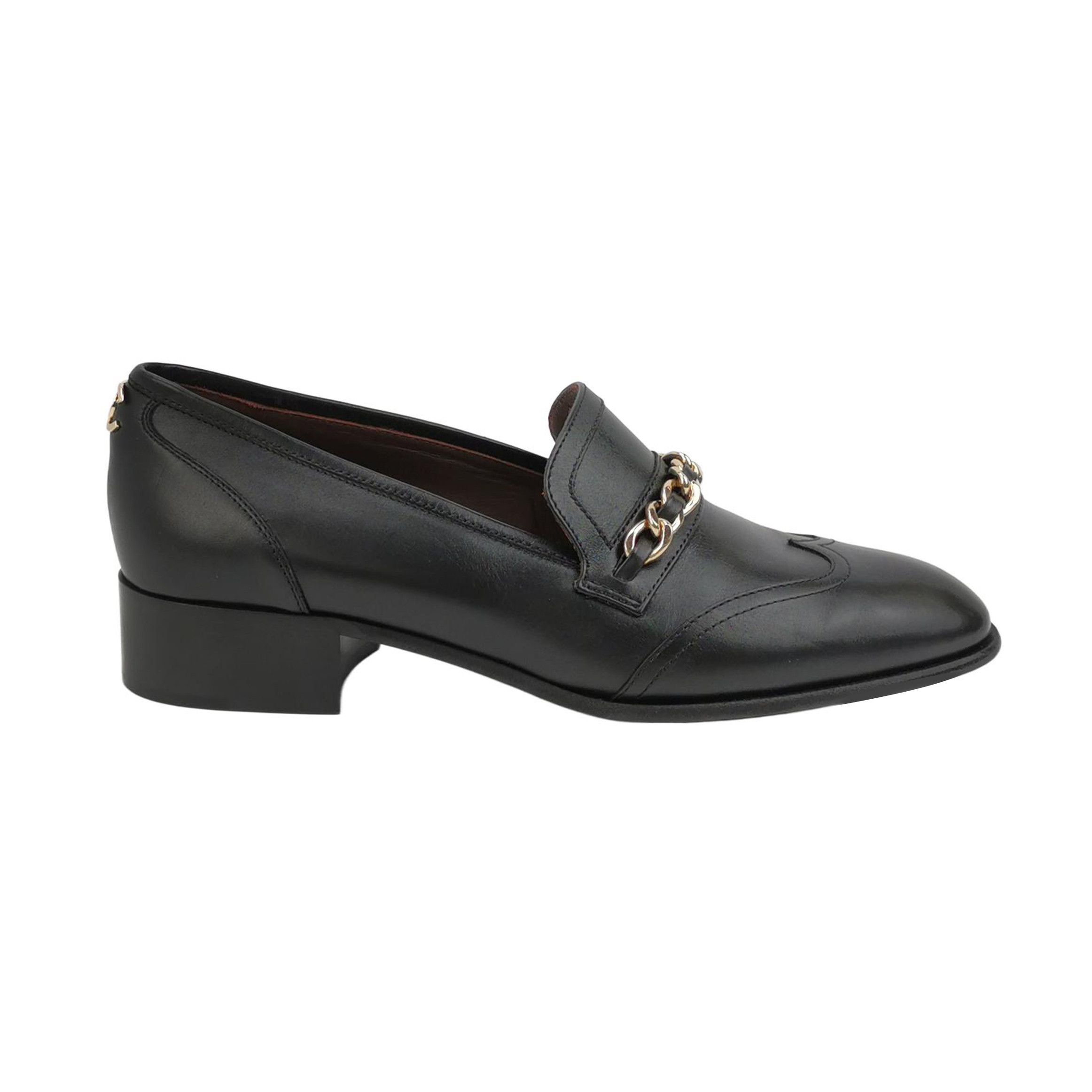 Chanel Chanel Women 8 Flats Size US 8 / IT 38 - 1 Thumbnail