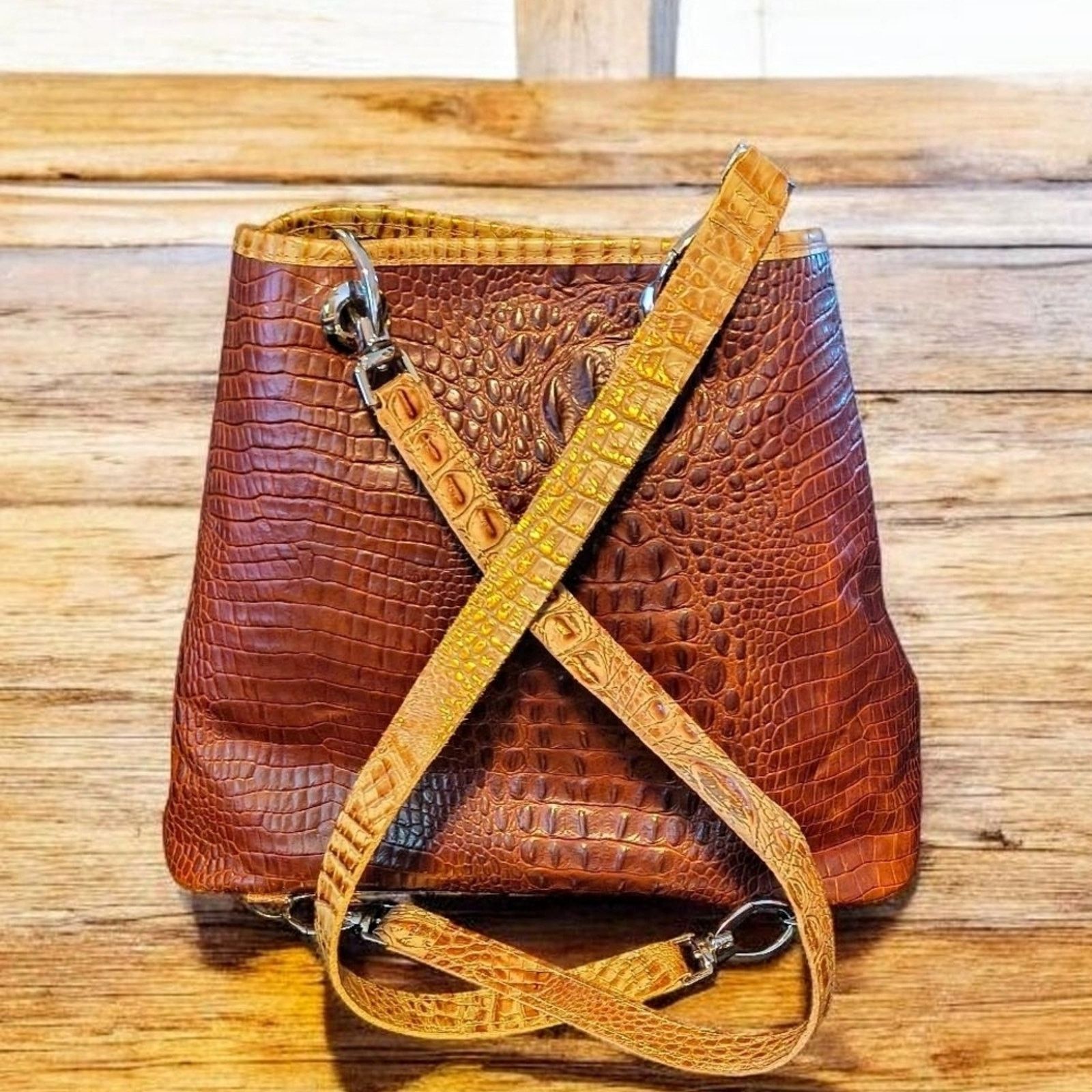 9FIVE BSwanky Authentic Alligator Convertible Shoulder Backpack Size ONE SIZE - 3 Thumbnail