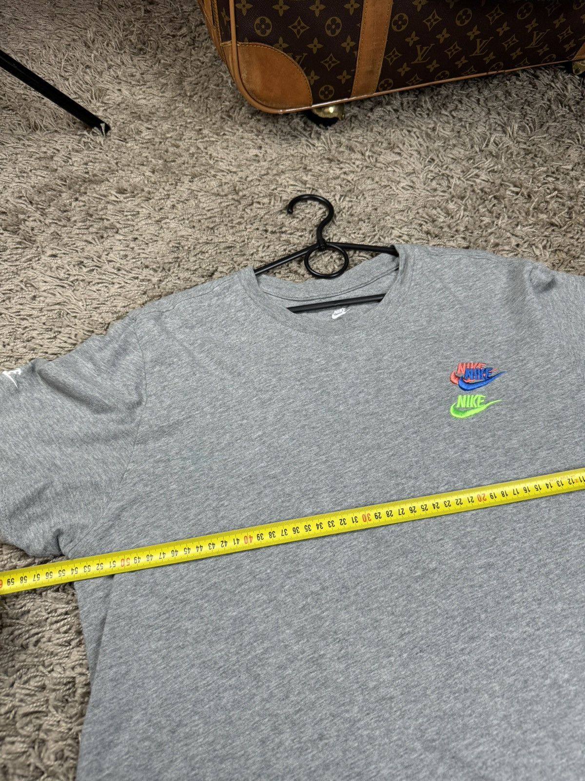 Nike Casual grey t shirt Nike Multi Swoosh original item Size US M / EU 48-50 / 2 - 4 Thumbnail