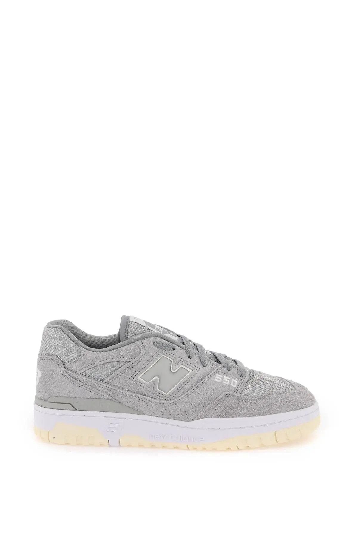 image of New Balance O1S22I1N0324 550 Sneakers In Grey, Men's (Size 9)
