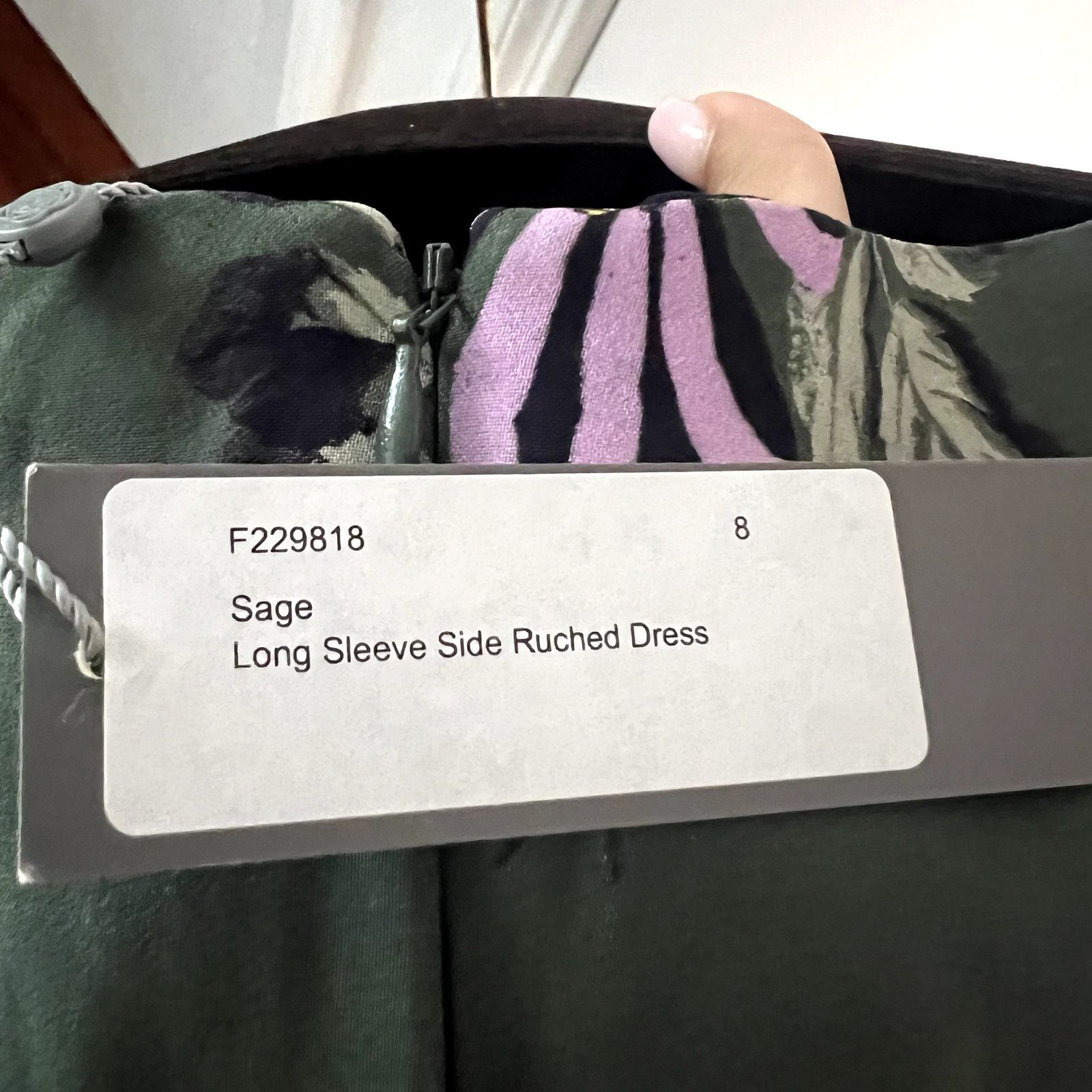 Lela Rose Lela Rose Ruched Bateau Neck Long Sleeve Dress in Sage 8 Size M / US 6-8 / IT 42-44 - 7 Thumbnail