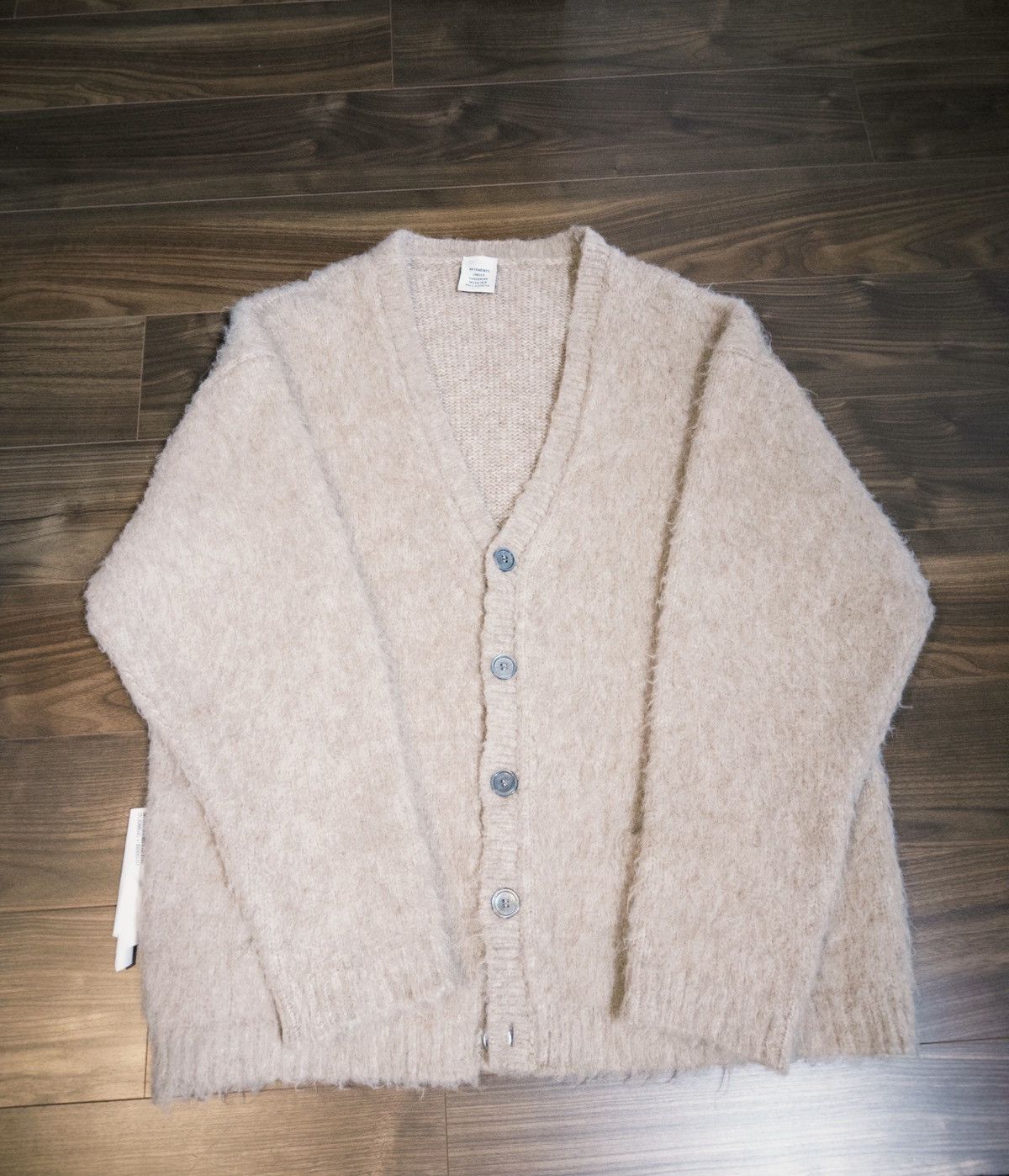 Vetements vetements five botton mohair cardigan kurt cobain Size US S / EU 44-46 / 1 - 4 Thumbnail