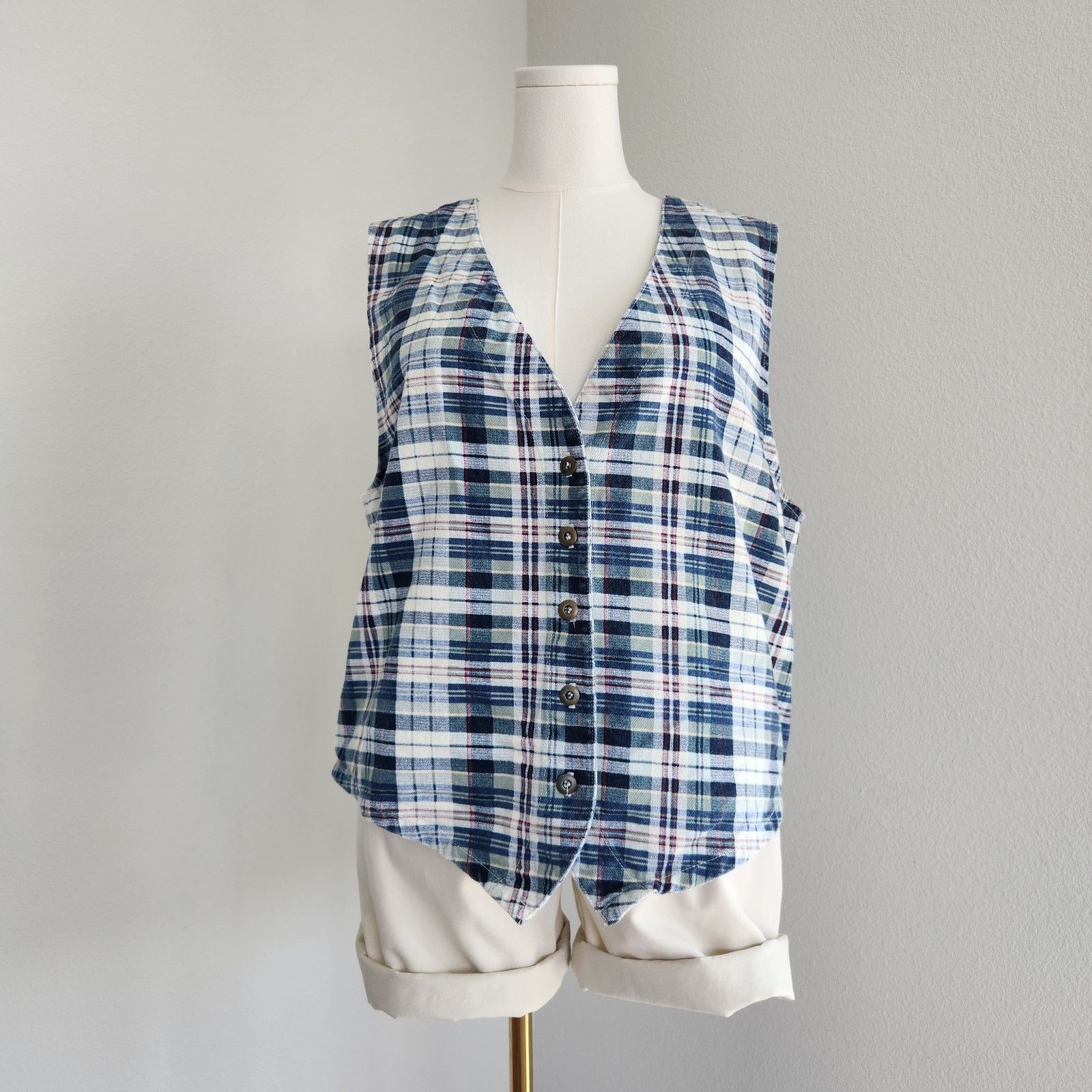 Cherokee 90 Cherokee Red White Blue Plaid Cotton Vest Button L Size L / US 10 / IT 46 - 1 Thumbnail