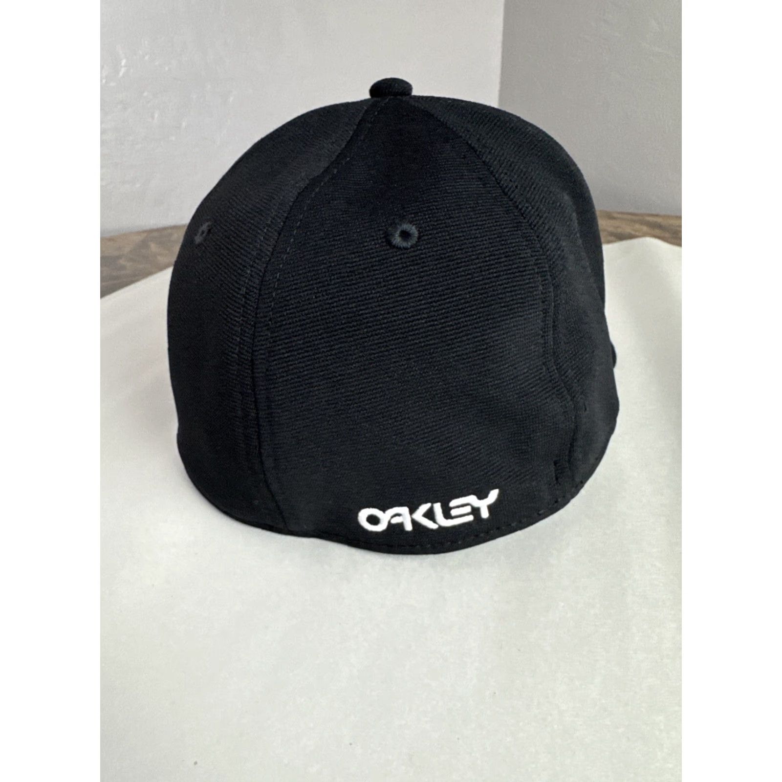 Oakley Oakley Cap Hat Tincan Fitted Flex Fit S/M Classic Low Black US Flag Logo Men Cap Hat Size ONE SIZE - 3 Thumbnail