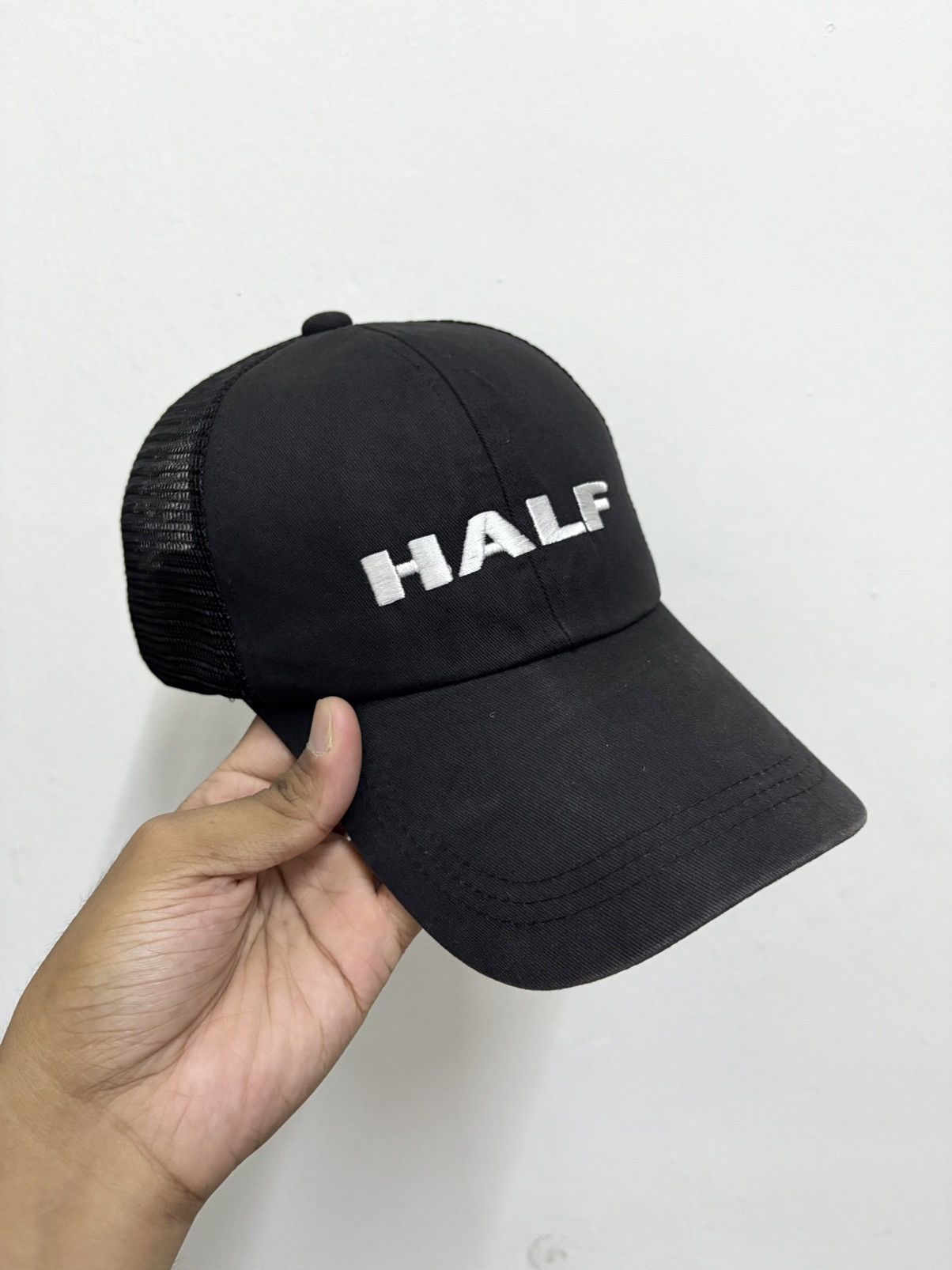 Vintage 2000’s Half-Life Valve Game Black Trucker Cap Size ONE SIZE - 1 Thumbnail