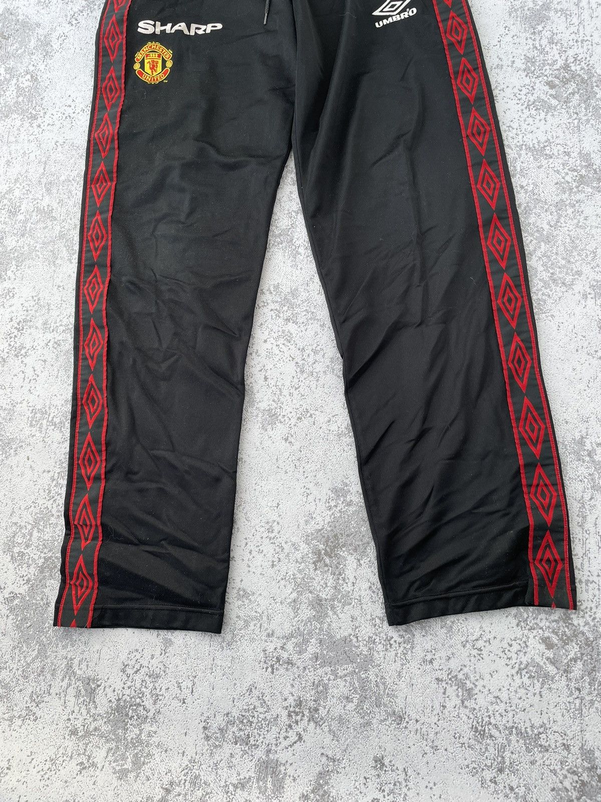 Umbro Vnt Rare❗️Manchester United 90s Sharp Umbro Track Pants Size US 34 / EU 50 - 3 Thumbnail