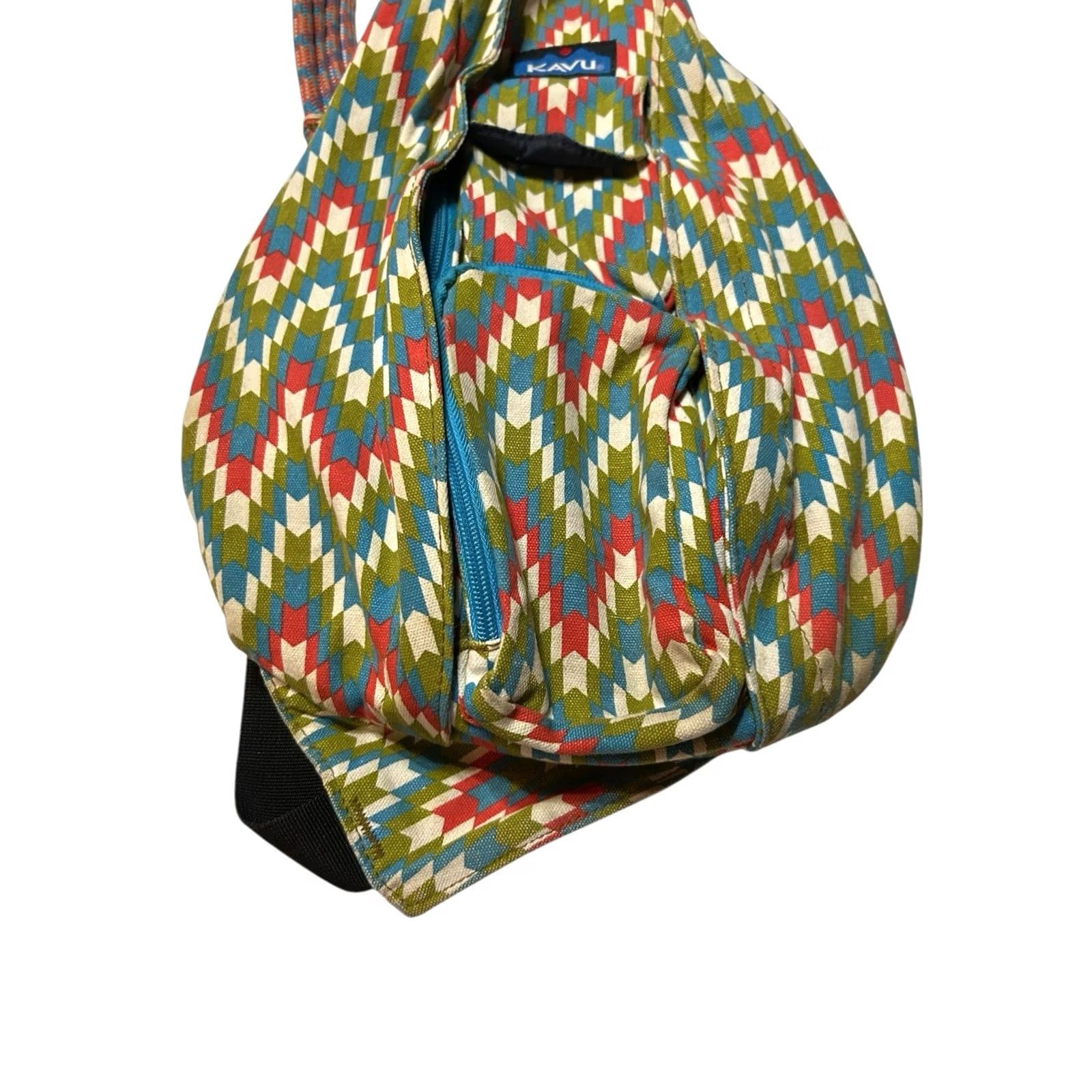 KAVU KAVU Rope Bag Original Cotton Shoulder Crossbody Sling Backpack Garden Tile Crossbody Bag Womens Medium Multicolor Chevron Pattern Size ONE SIZE - 5 Thumbnail