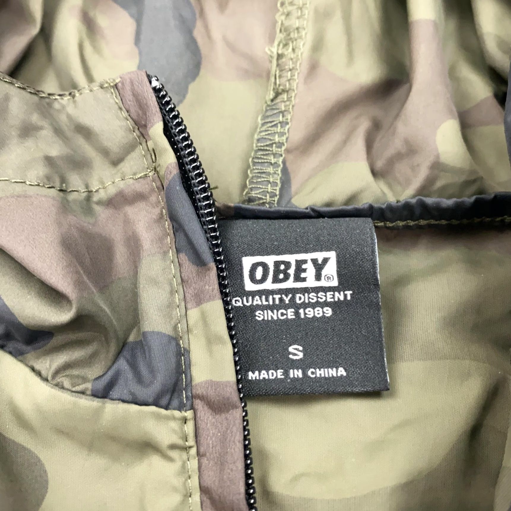 Obey Obey Propaganda Jacket Mens Small Hooded Pullover Windbreaker Nylon Streetwear Green Camouflage Zip Pockets Size US S / EU 44-46 / 1 - 4 Thumbnail