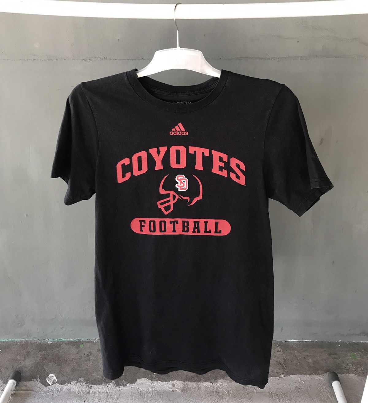 Adidas × Vintage Adidas "COYOTES FOOTBALL" Size US S / EU 44-46 / 1 - 1 Thumbnail