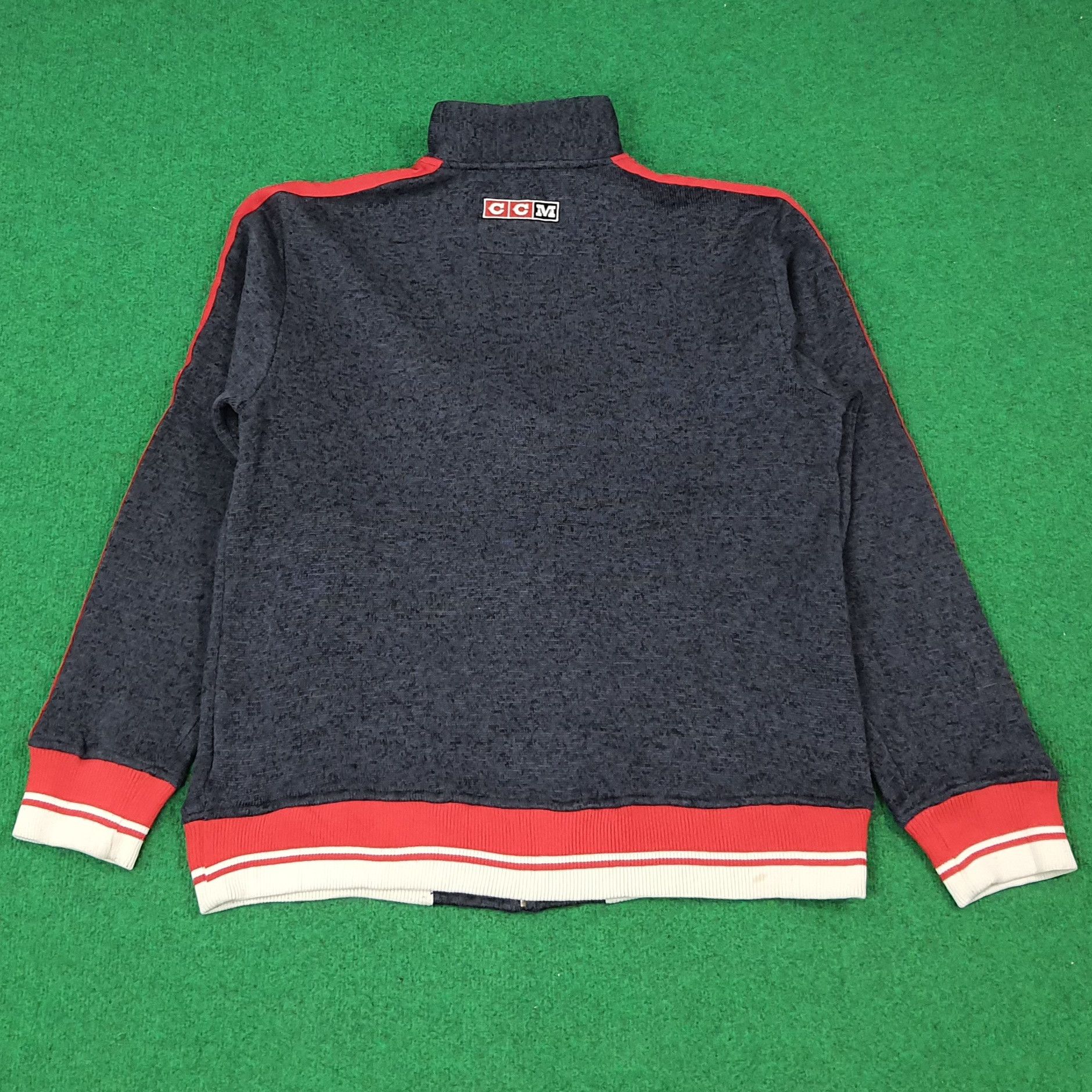 NHL Vintage CCM NHL Detroit Red Wings Zipper Sweater C273N12 Size US L / EU 52-54 / 3 - 3 Thumbnail
