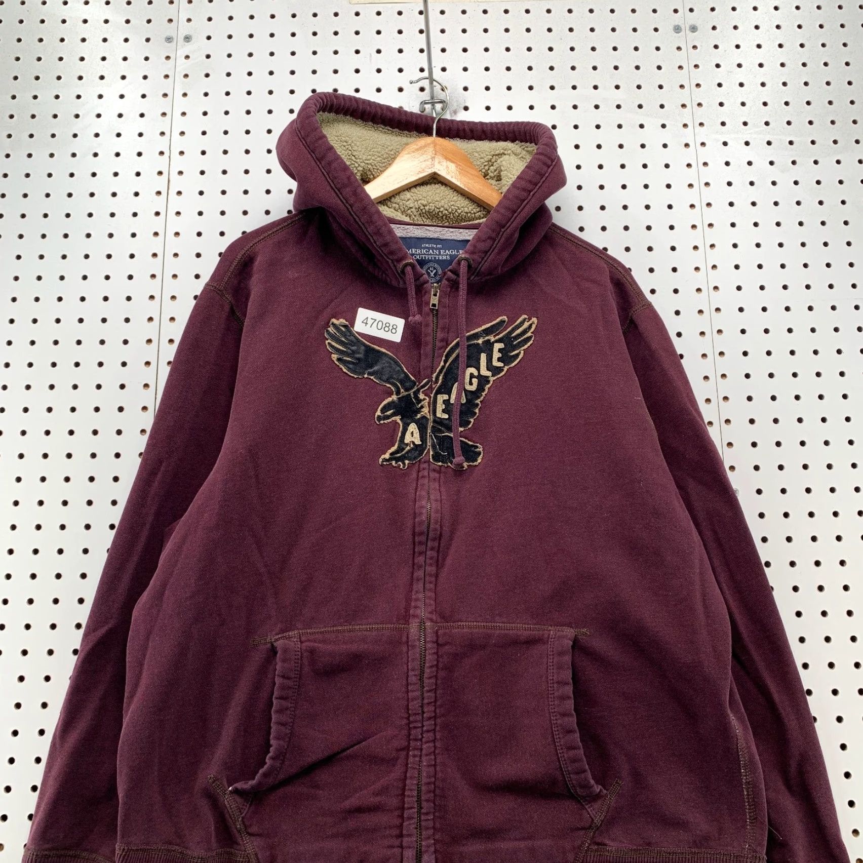 American Eagle Outfitters American Eagle Hoodie Sweatshirt Mens 2XL Maroon Sherpa Lined Hood Embroidered Size US XXL / EU 58 / 5 - 4 Thumbnail