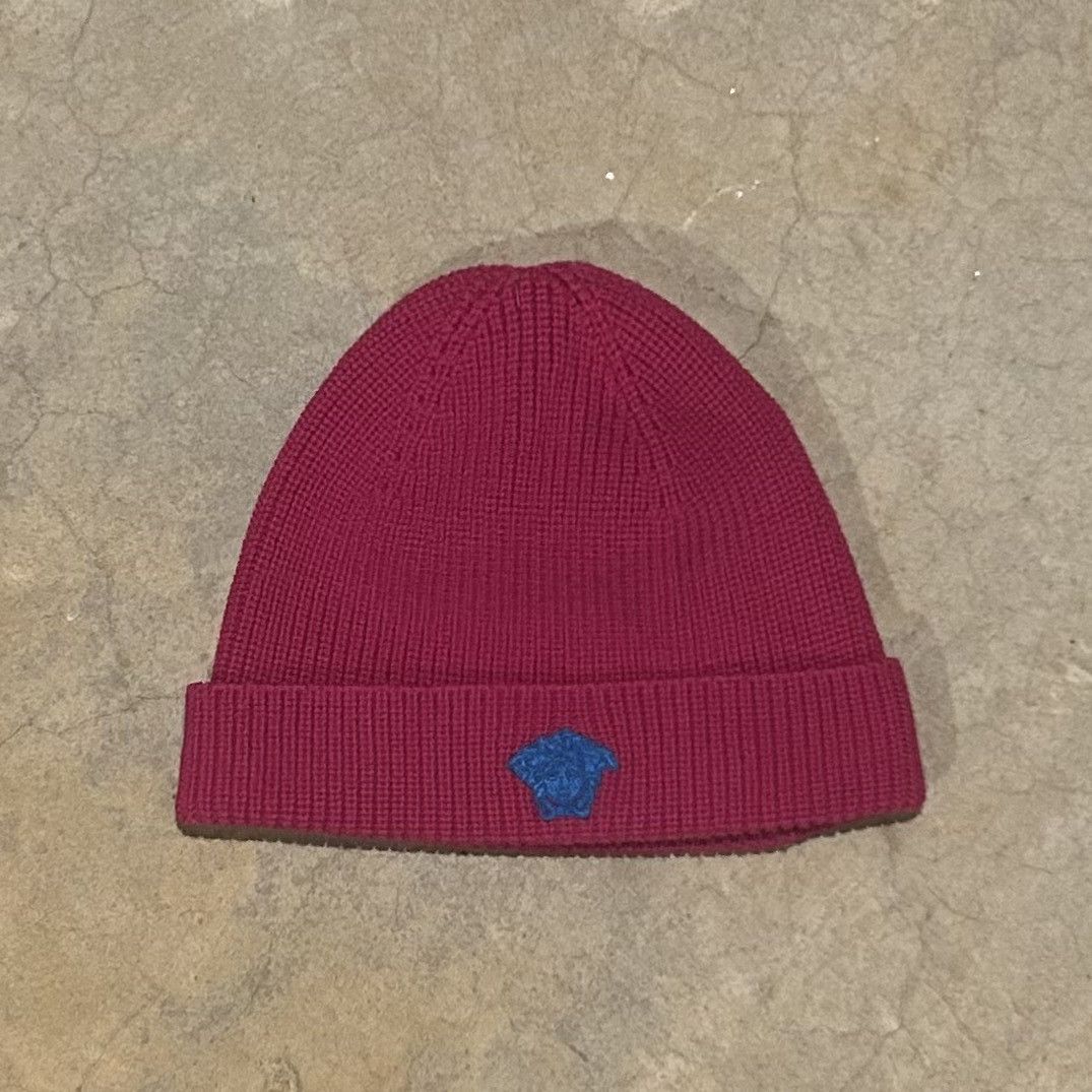 Designer × Versace Versace Medusa Head Embroidered Ribbed Beanie Size ONE SIZE - 1 Thumbnail