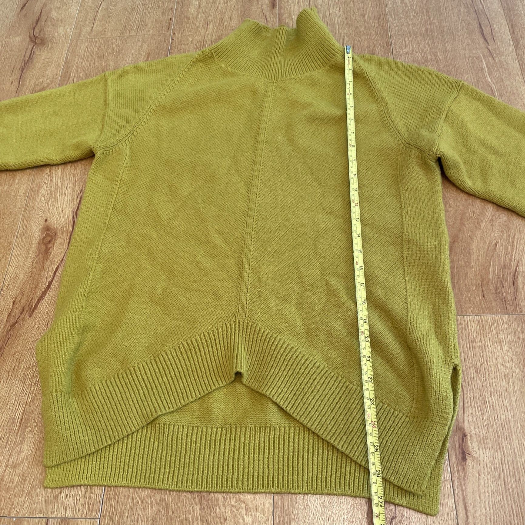 Anthropologie Maeve Anthropologie Sweater Small Turtle Neck Oversize Tunic Mustard Yellow Boho Pullover Women S Regular XS? No size mapping. Size S / US 4 / IT 40 - 6 Thumbnail