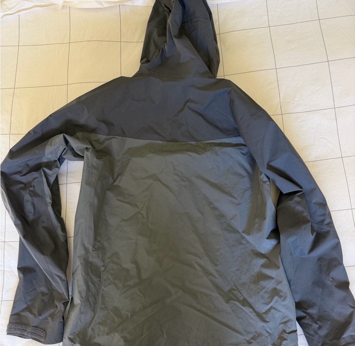 Arc'teryx Arcteryx Alpha Ar Size US L / EU 52-54 / 3 - 4 Thumbnail