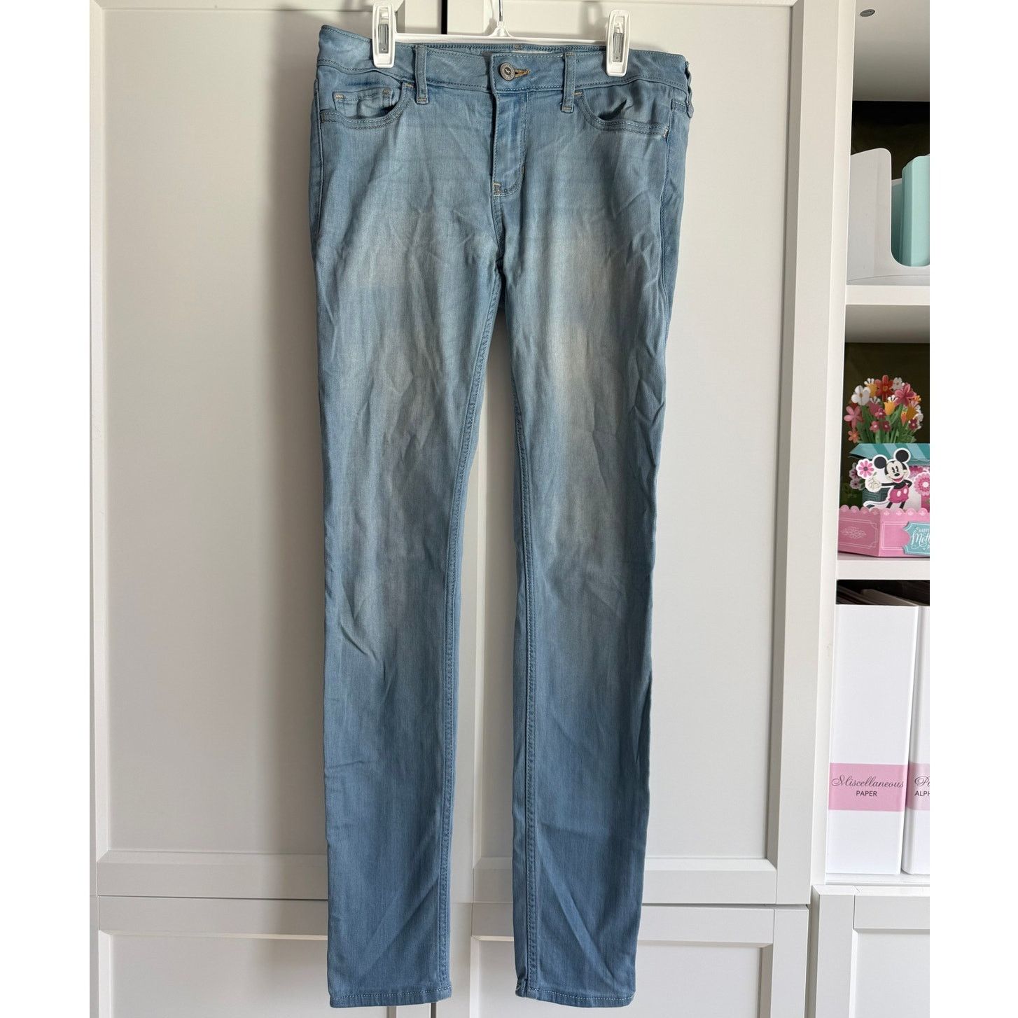 Hollister Hollister Low Rise Super Skinny Jeans Light Blue Wash - D014 Size 27" / US 4 / IT 40 - 2 Thumbnail