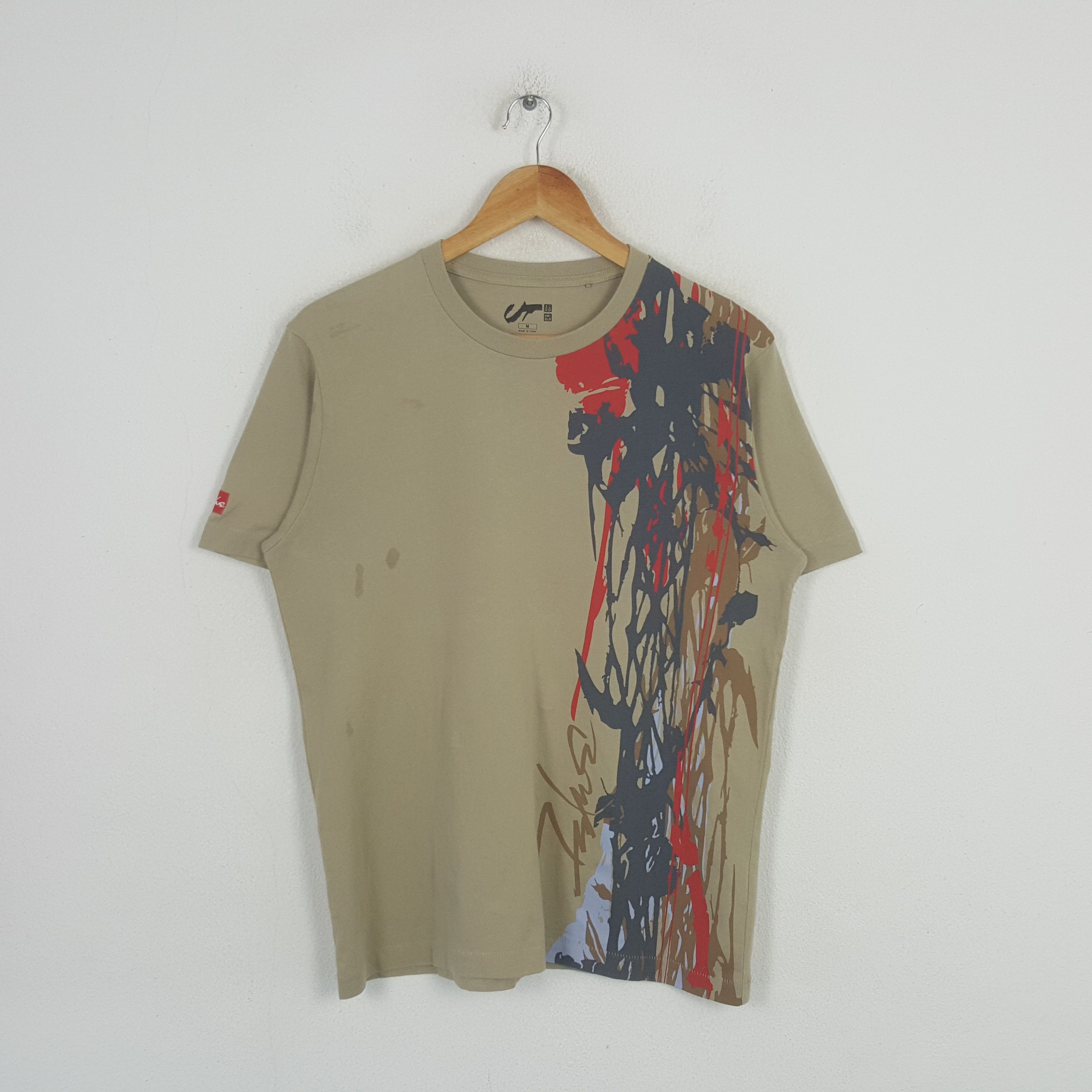 Futura × Uniqlo Vintage Uniqlo Futura Japanese Brand Tshirt RR17 Size US M / EU 48-50 / 2 - 1 Thumbnail