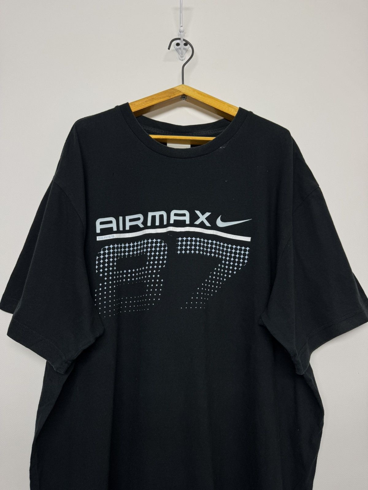Nike Vintage Y2k Nike Air Max Big Swoosh T Shirt 00’s Size US XL / EU 56 / 4 - 2 Thumbnail