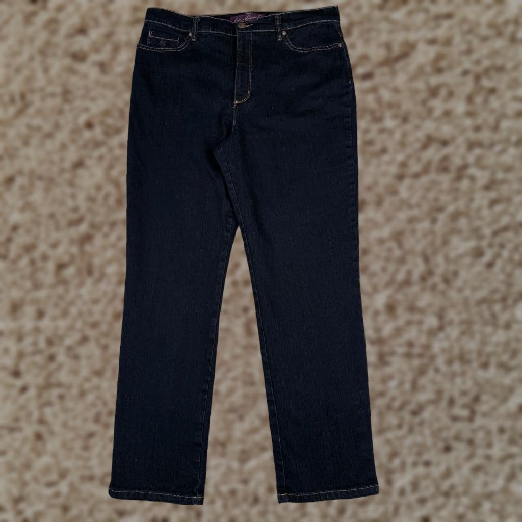Gloria Vanderbilt Gloria Vanderbilt Jeans Women 14 Denim Straight Mid Rise 32x30 Blue Embroidered Logo 5-Pocket Womens Size 36" / US 14 / IT 50 - 1 Thumbnail