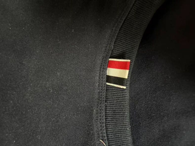 Thom Browne Thom Browne Four-barrel hoodie Size US L / EU 52-54 / 3 - 5 Thumbnail