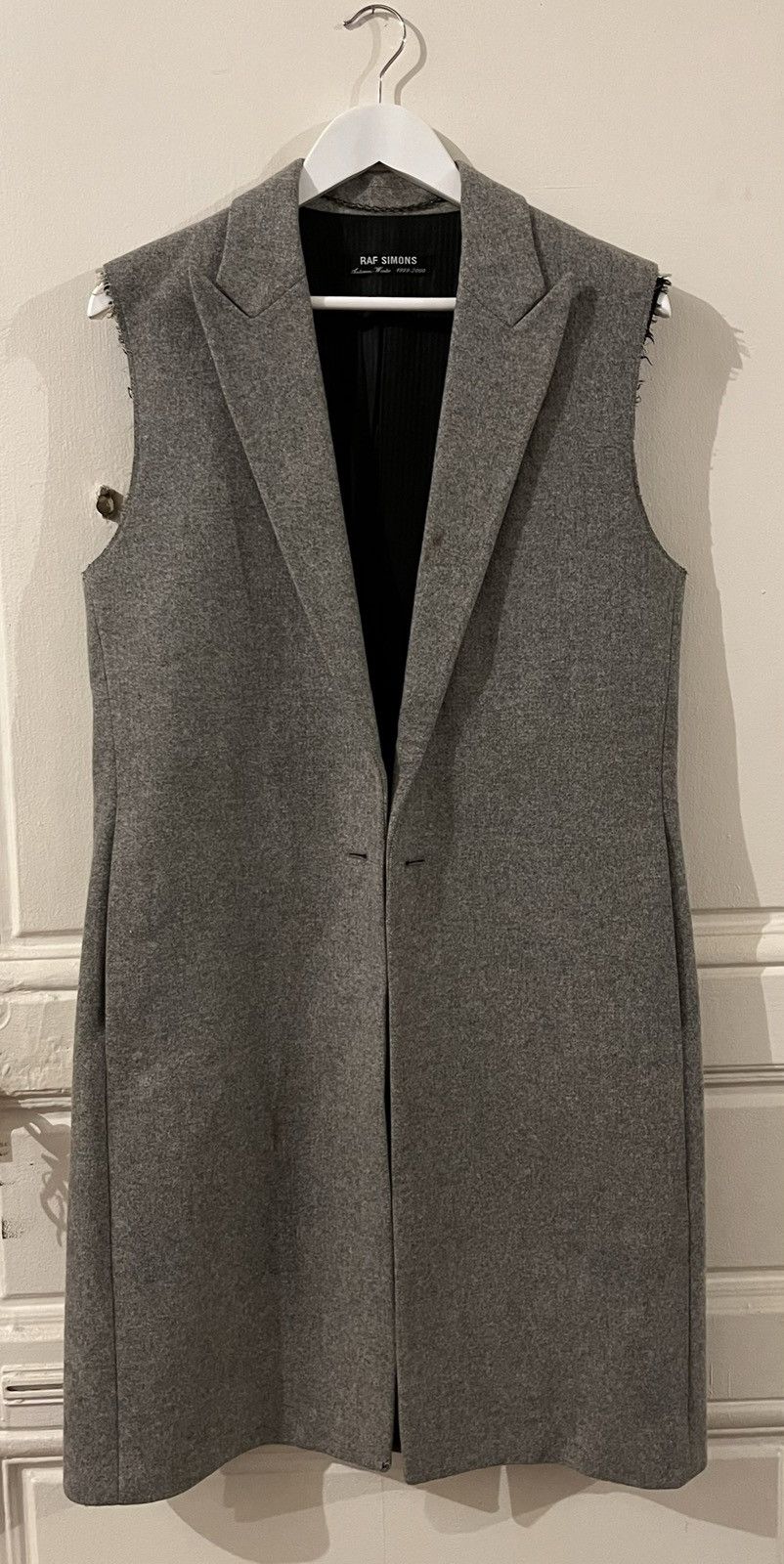 Raf Simons Raf Simons FW1999–2000 Sleeveless Wool Coat Runway Sample Size US M / EU 48-50 / 2 - 2 Thumbnail