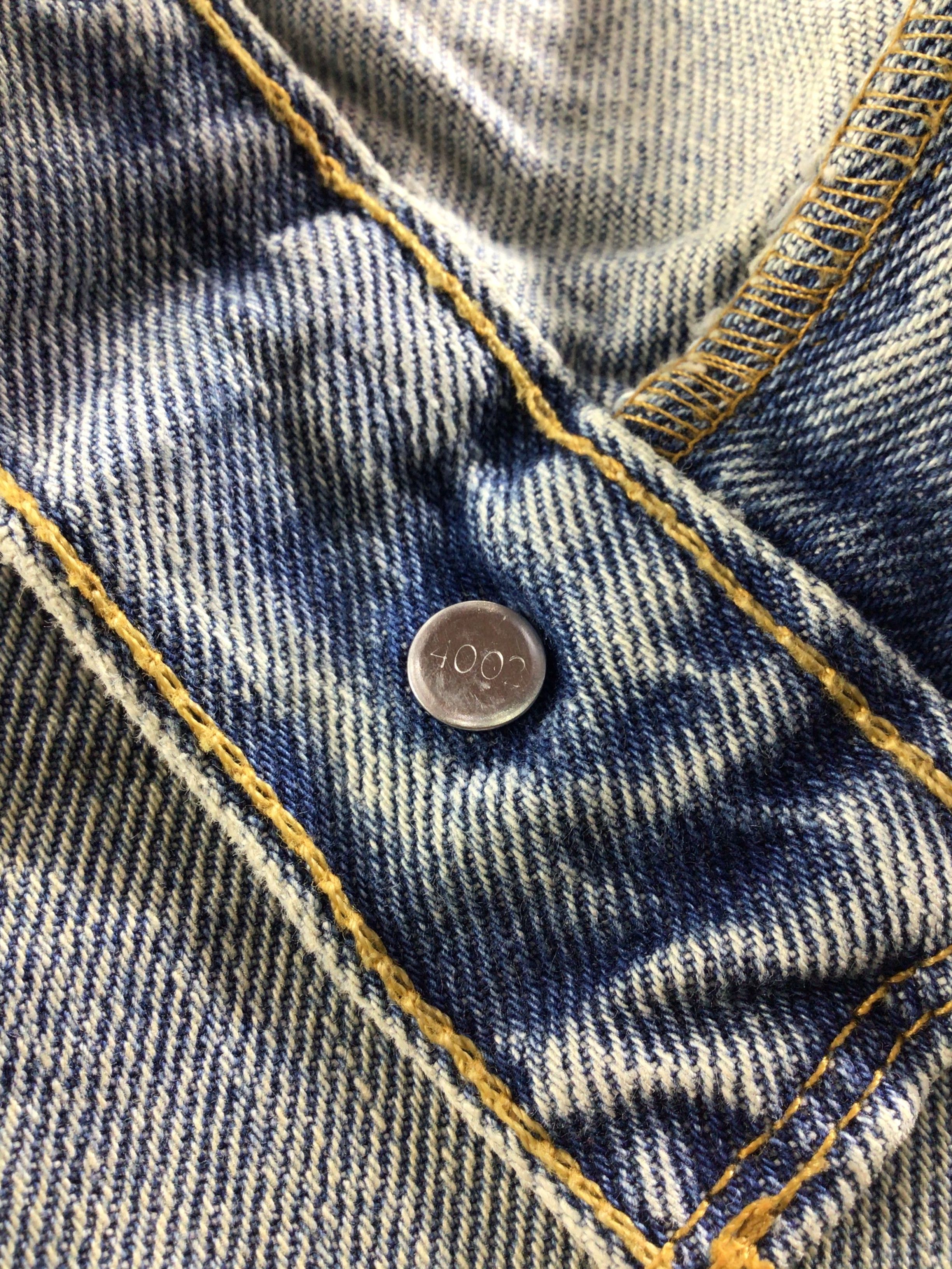 Levi's Vintage Levis 550 Jeans Dirty Light Wash - J500 Size US 37 - 9 Thumbnail