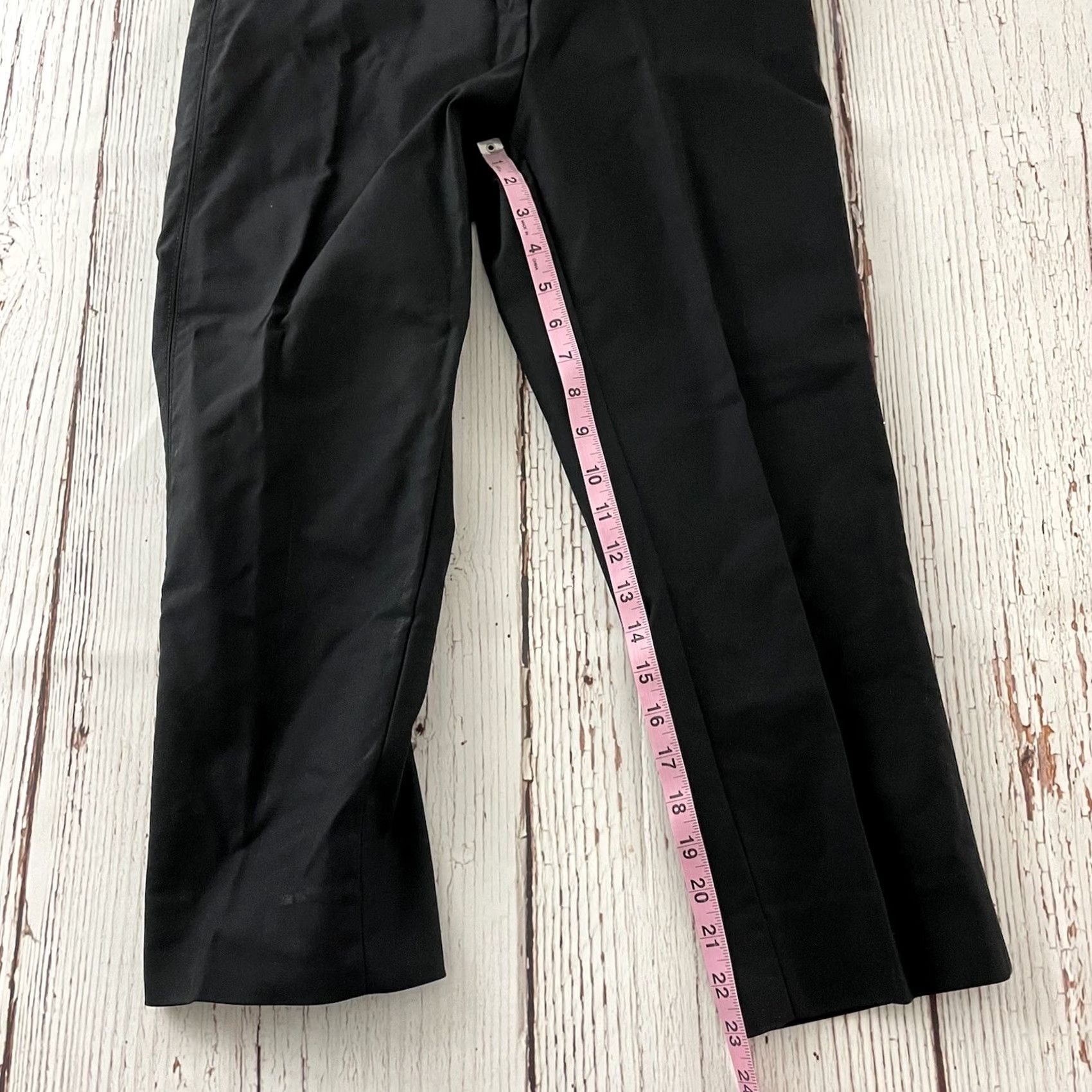 White House Black Market White House Black Market Pants Cropped Solid Black 4 Women's Cropped Pants Black 90s? Size 27" / US 4 / IT 40 - 3 Thumbnail