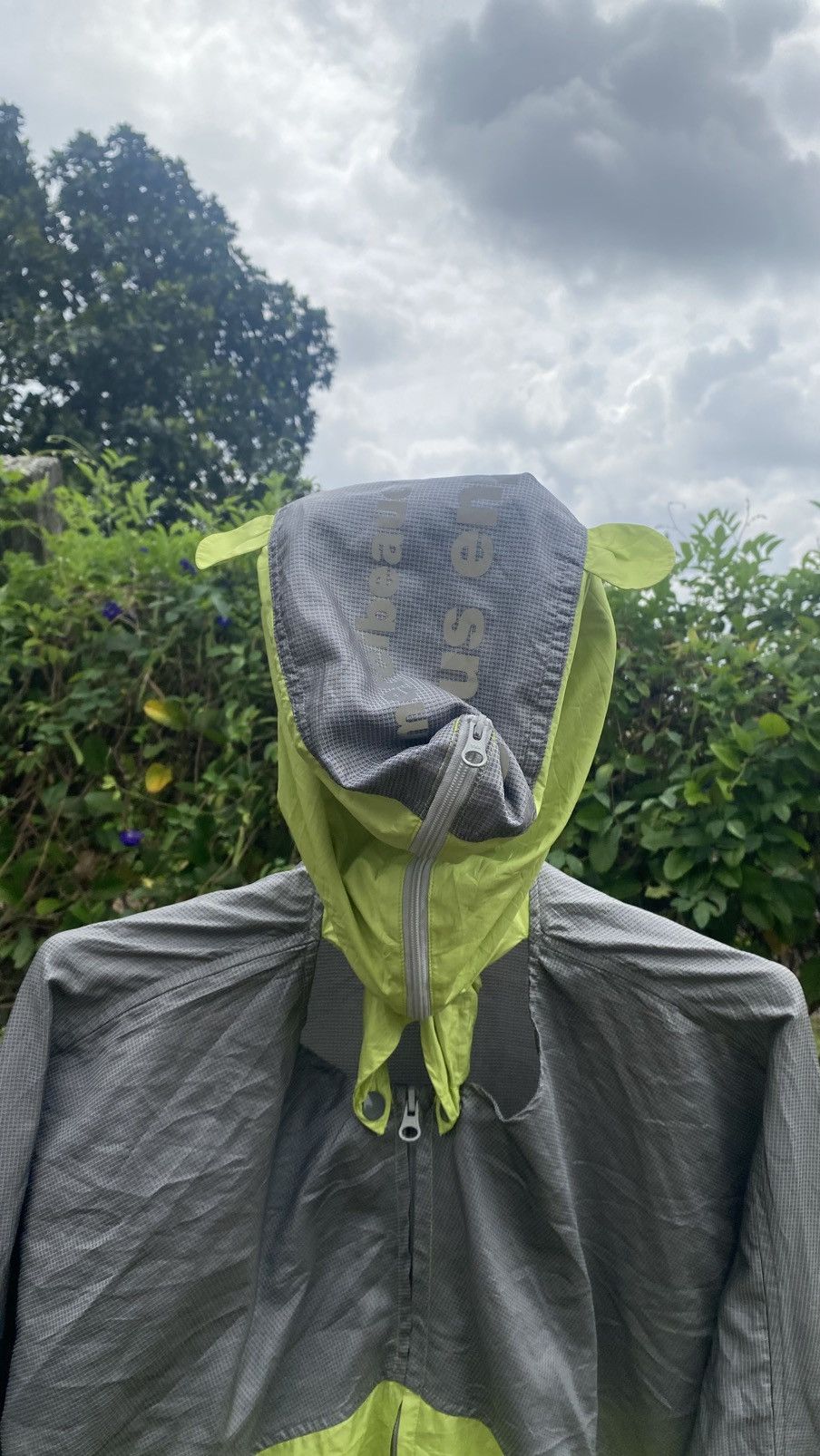 mercibeaucoup Mercibeaucoup.X Jevous Enprie with a full zip hood with ears Size US M / EU 48-50 / 2 - 4 Thumbnail