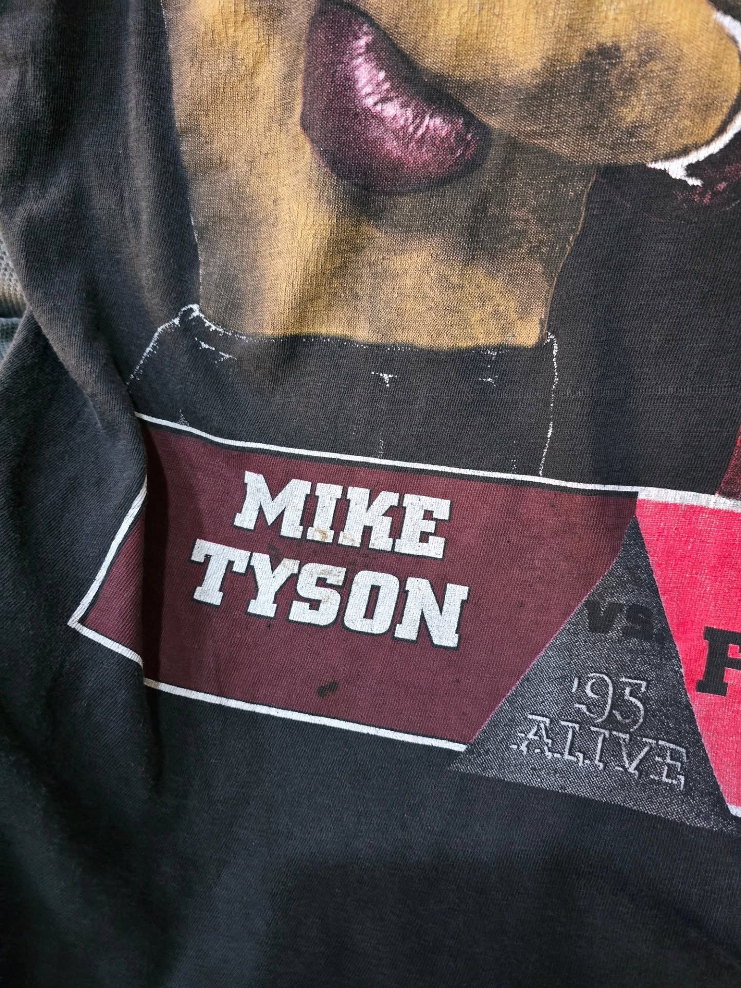 Vintage Vintage TYSON vs FOREMAN - 1995s T-shirtt RAP TEE Size US XL / EU 56 / 4 - 11 Thumbnail