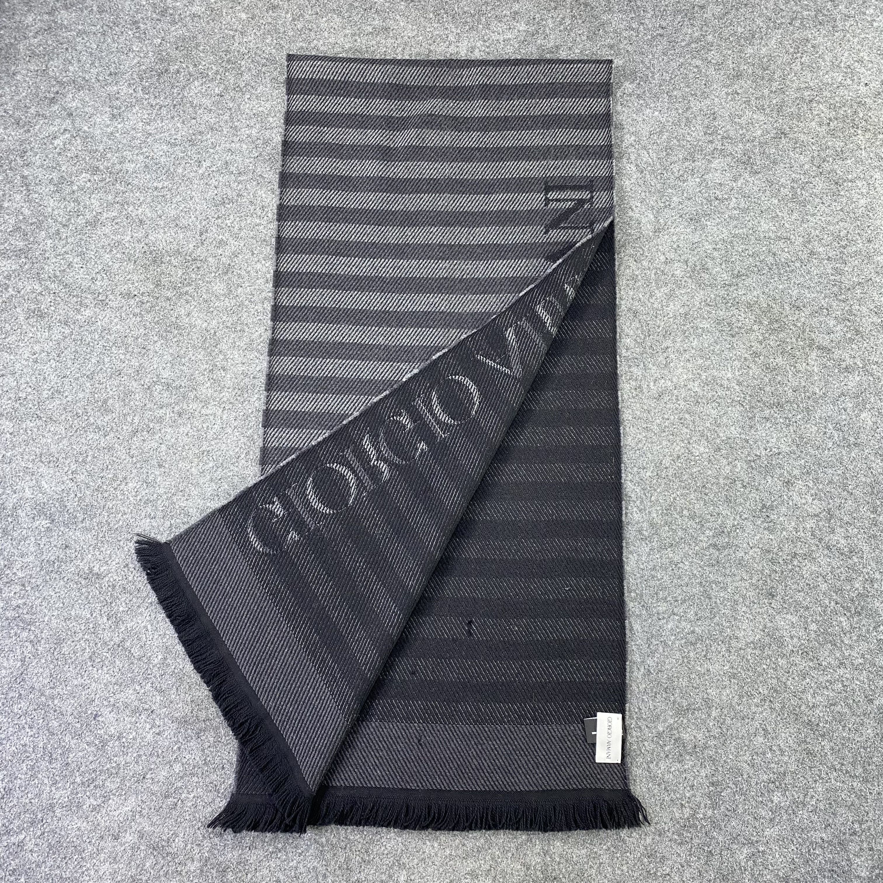 Giorgio Armani Giorgio Armani Scarf / Muffler / Neckwear-T1501 Size ONE SIZE - 3 Thumbnail