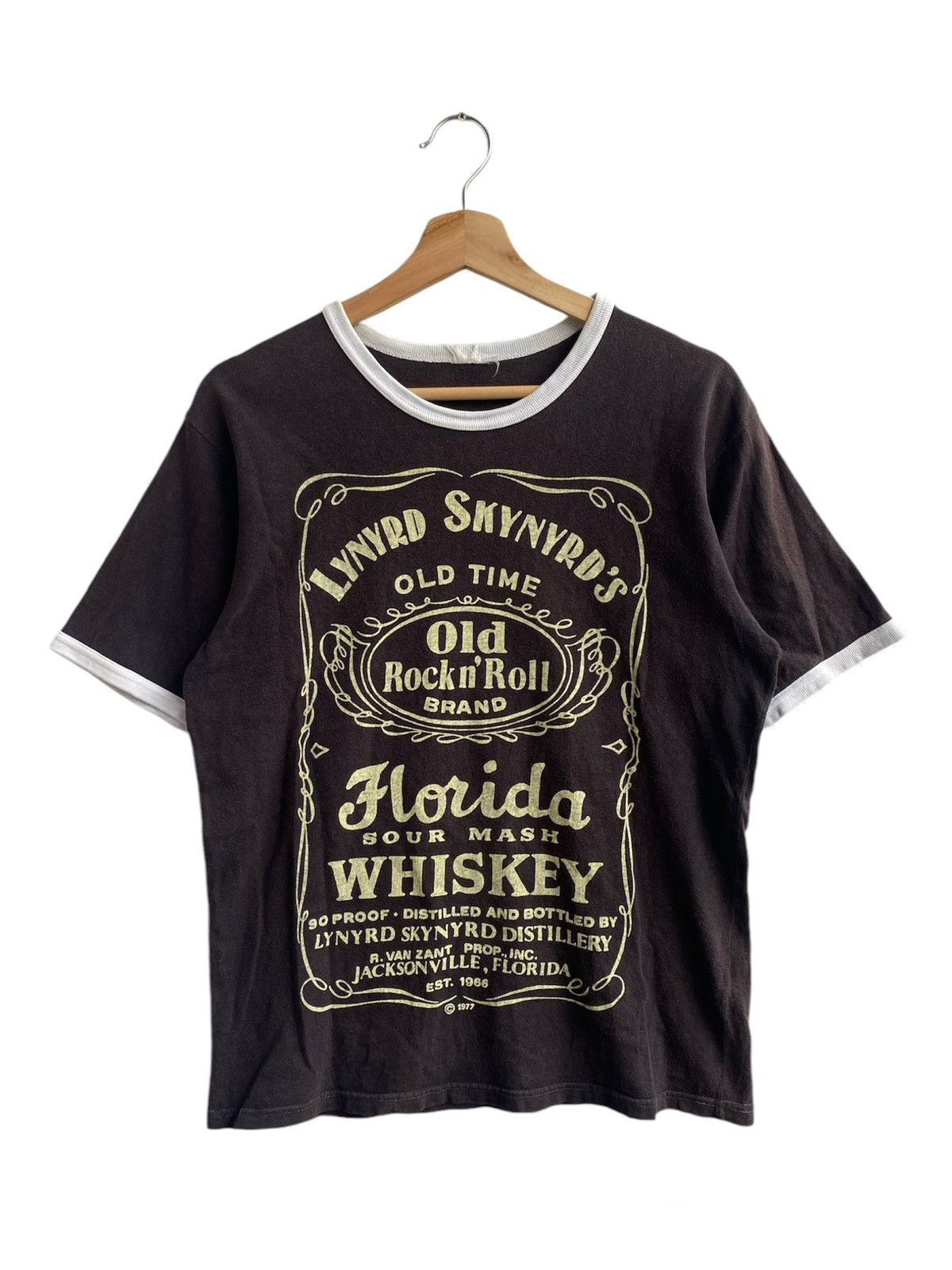 Band Tees × Vintage 🔥🔥 Vintage Lynyrd Skynyrd whiskey band tee Size US M / EU 48-50 / 2 - 2 Thumbnail